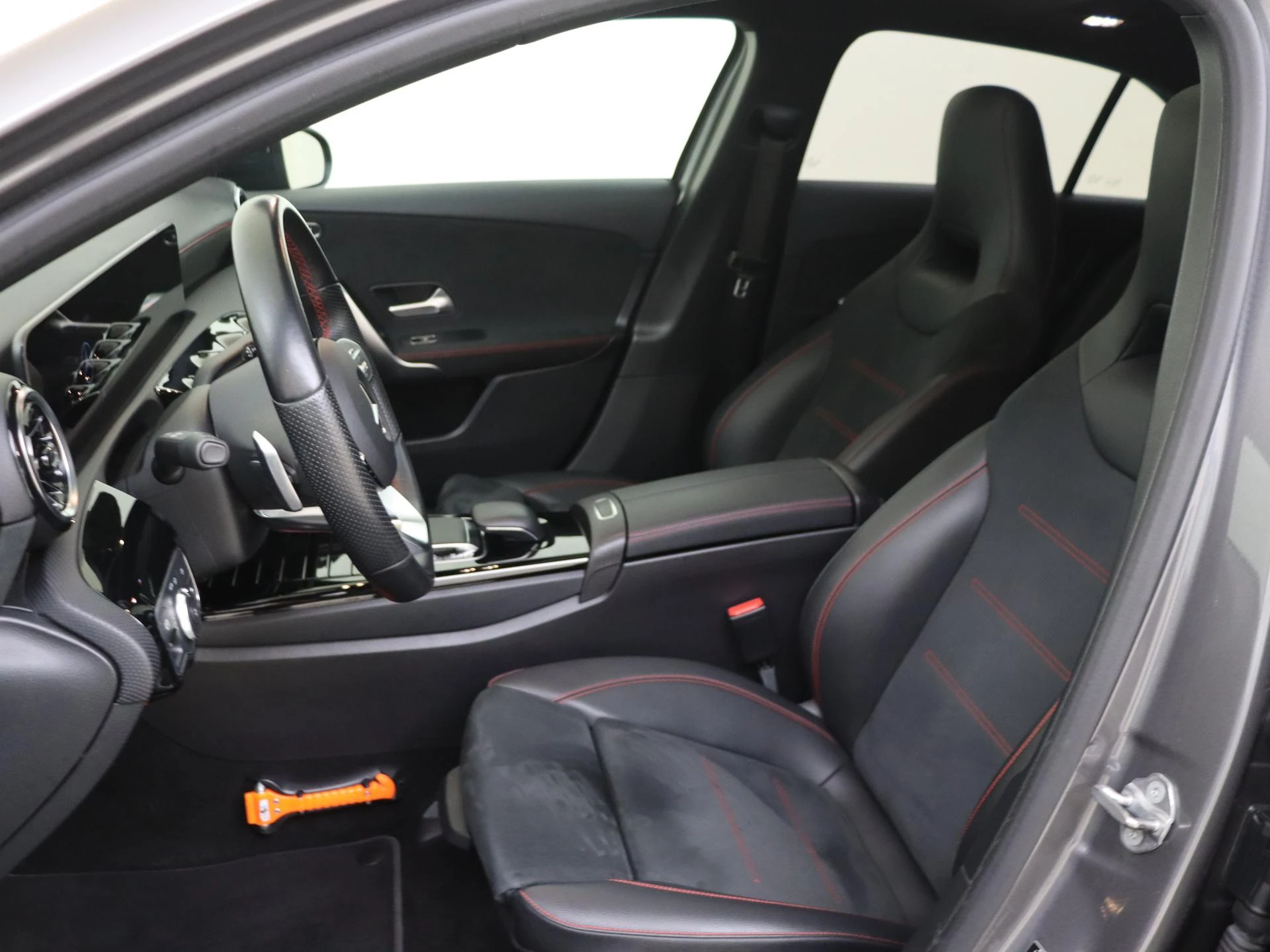 Mercedes-Benz A-Klasse 180 Business Solution AMG