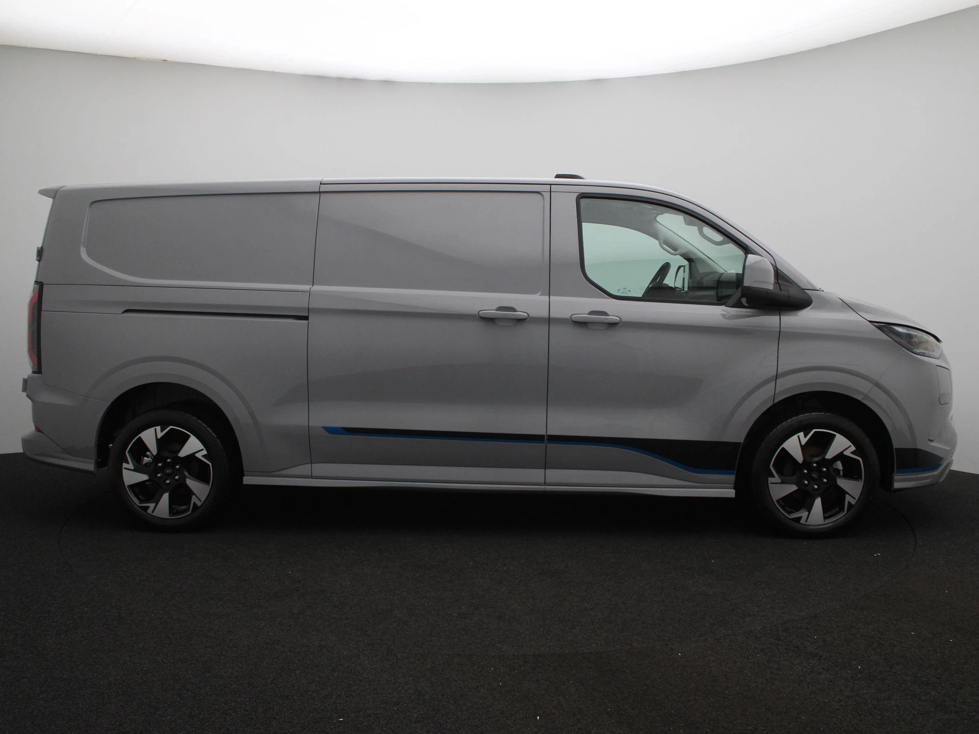 Ford-E-Transit-image-5