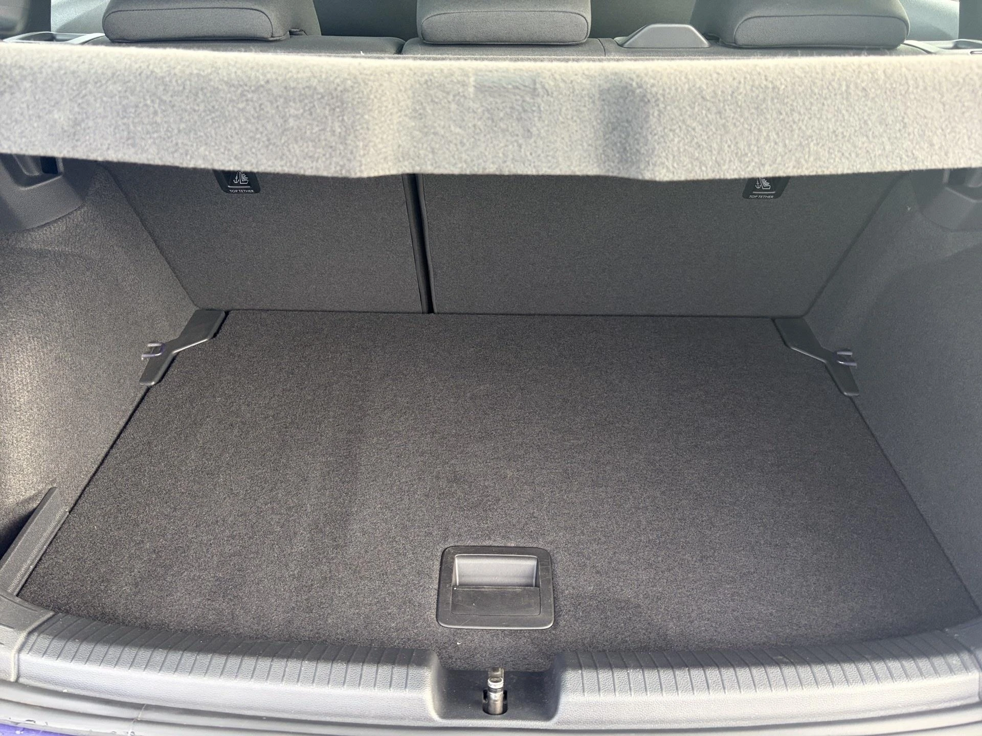 Volkswagen-Polo-image-14