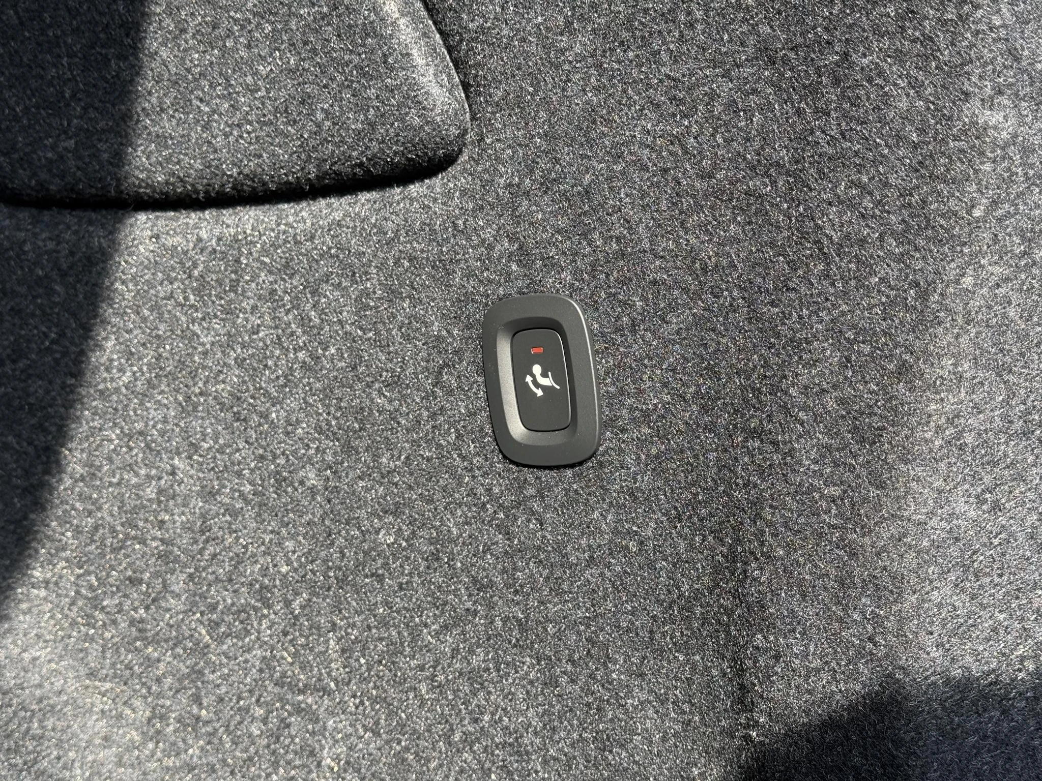 Volvo-XC40-image-8