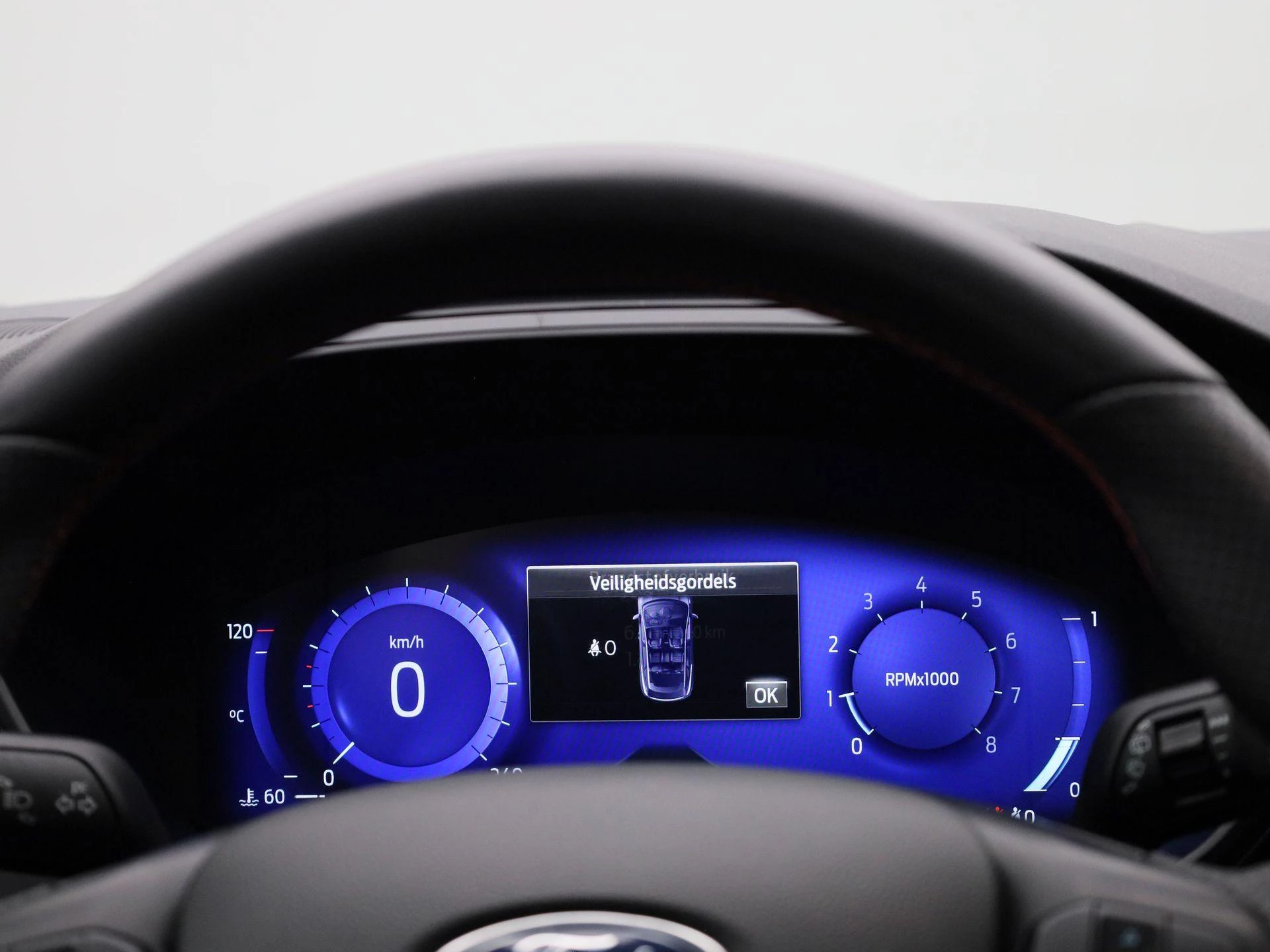 Ford-Kuga-image-7