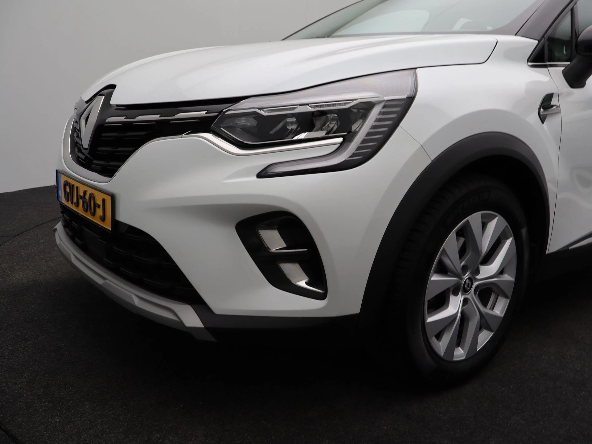 Renault-Captur-image-45