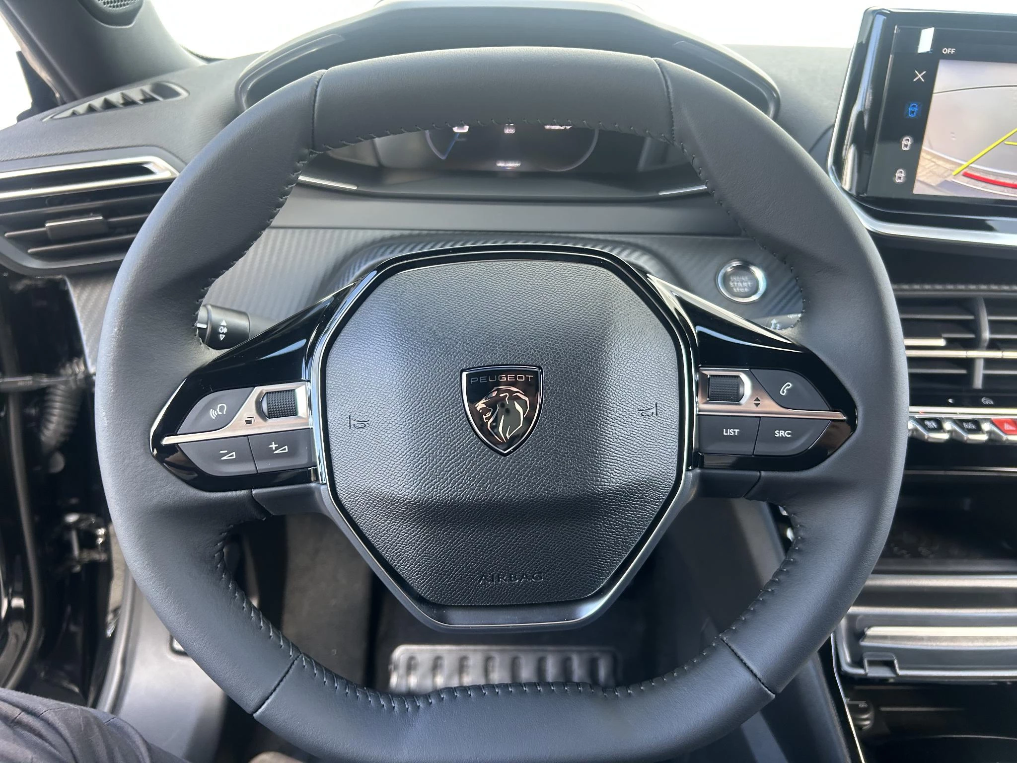 Peugeot e-2008 EV Allure 54 kWh