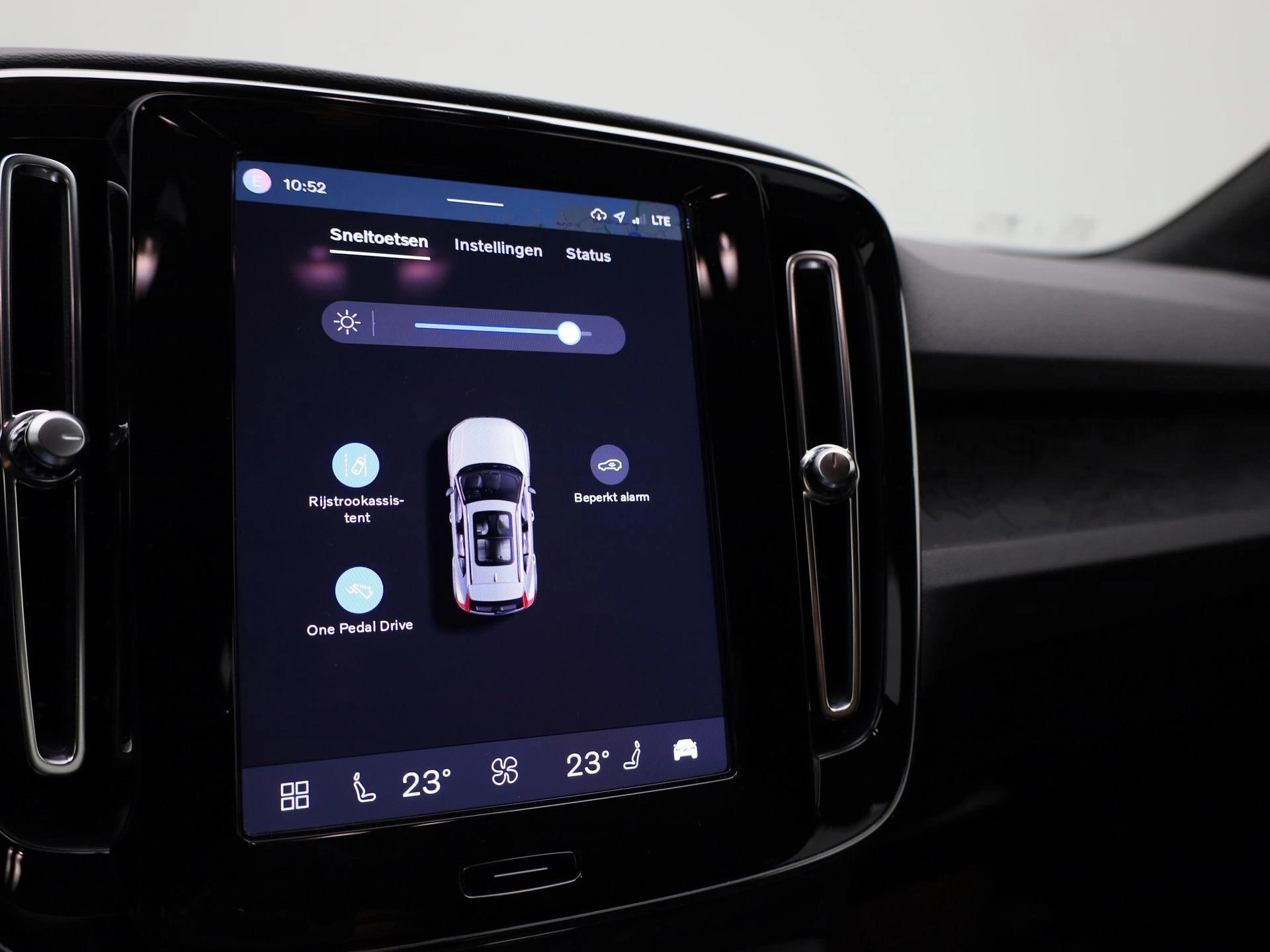 Volvo-XC40-image-27