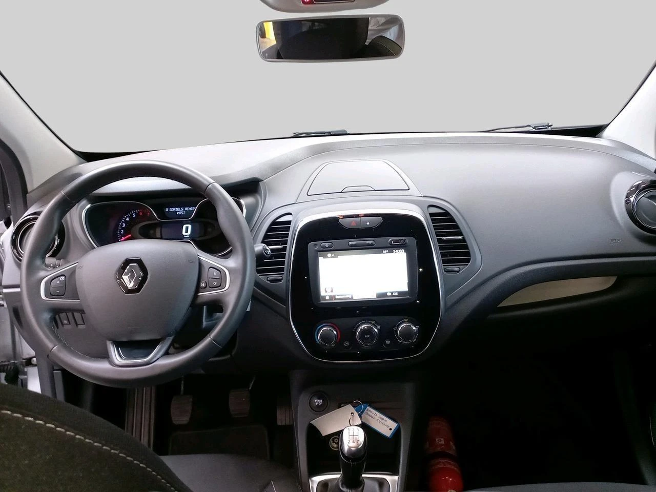Renault-Captur-image-12