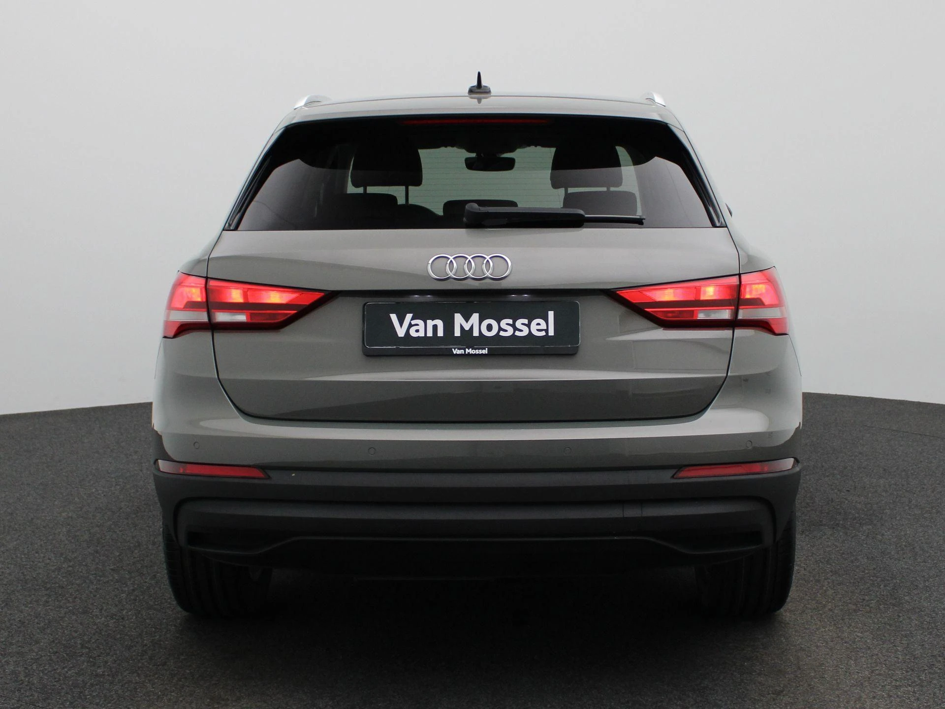 Audi-Q3-image-4