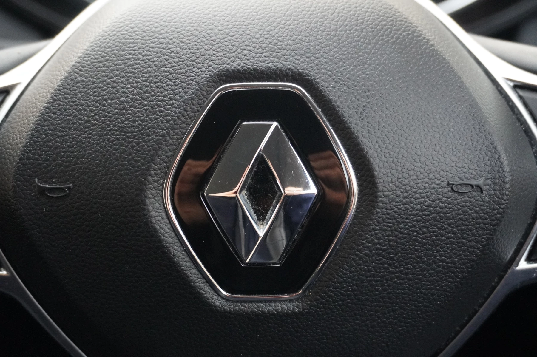 Renault-Clio-image-27