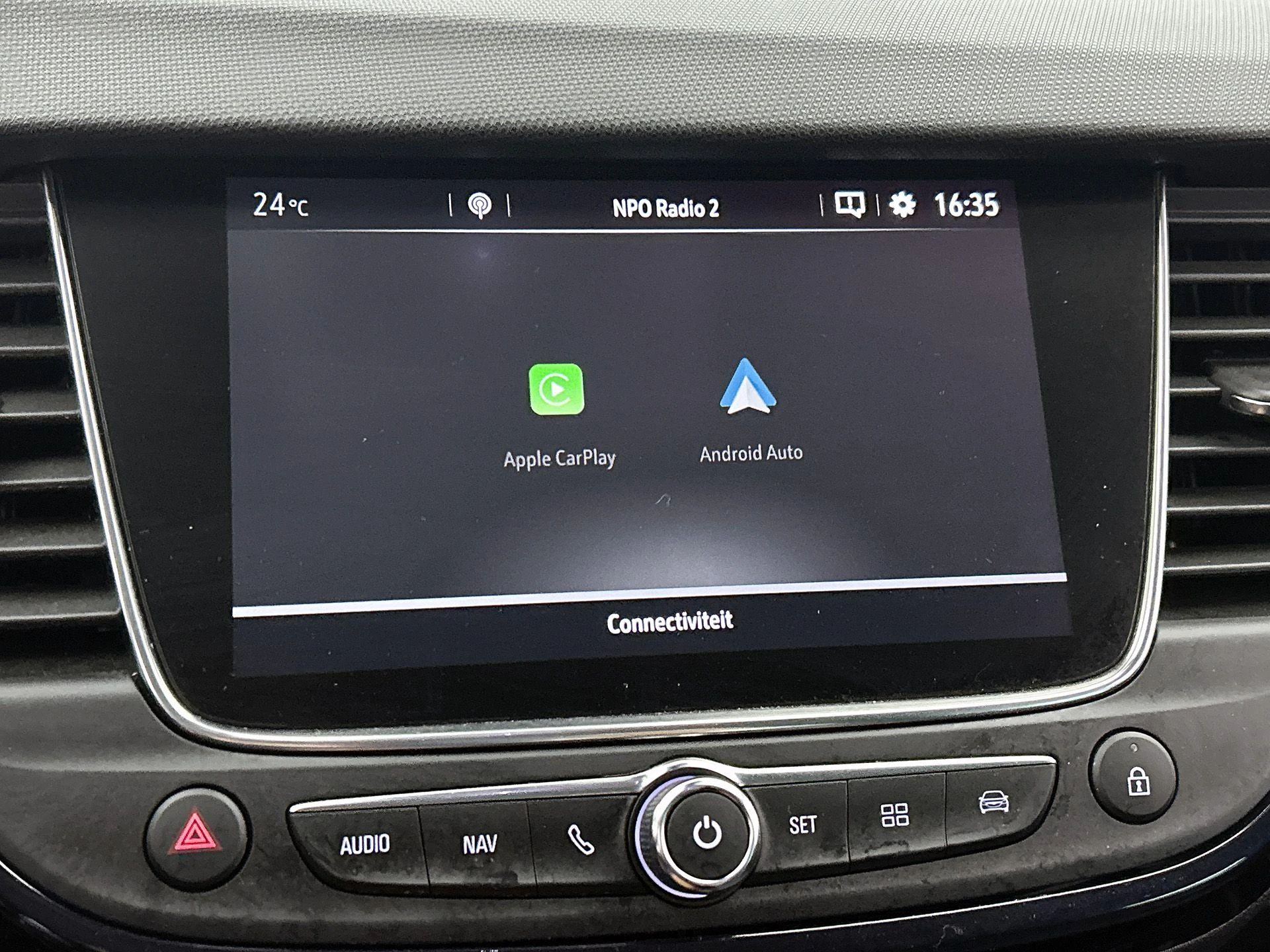 Opel-Crossland X-image-16