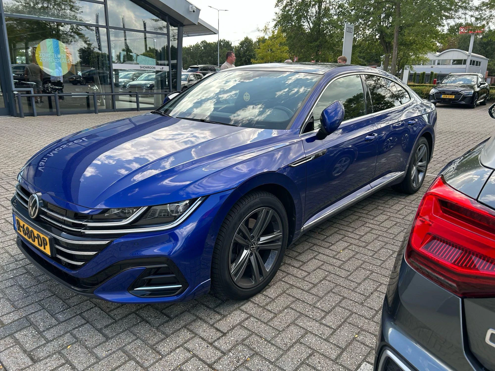 Volkswagen-Arteon-image-2