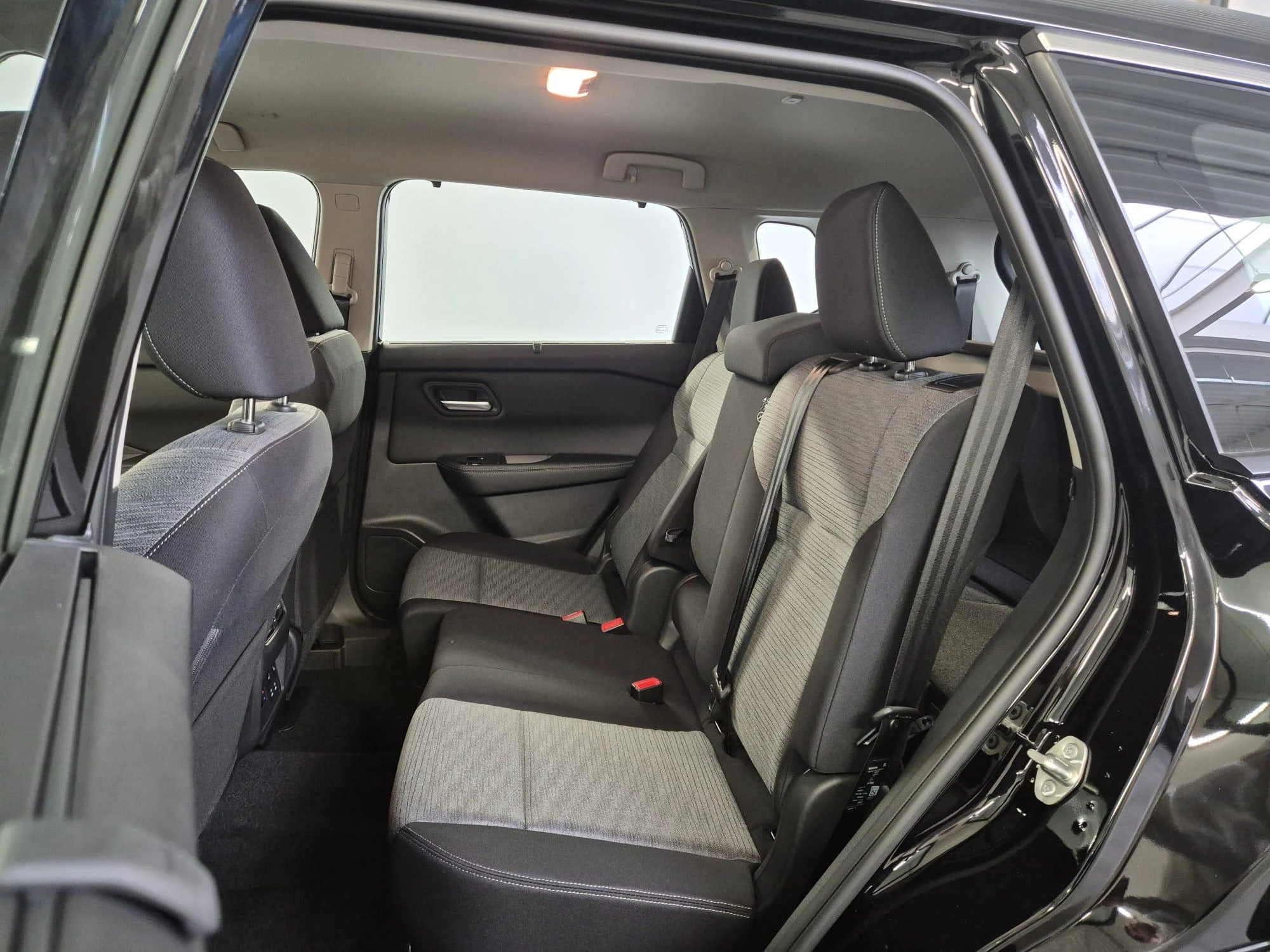 Nissan X-Trail Acenta + Comfort Pack (Mild Hybrid)