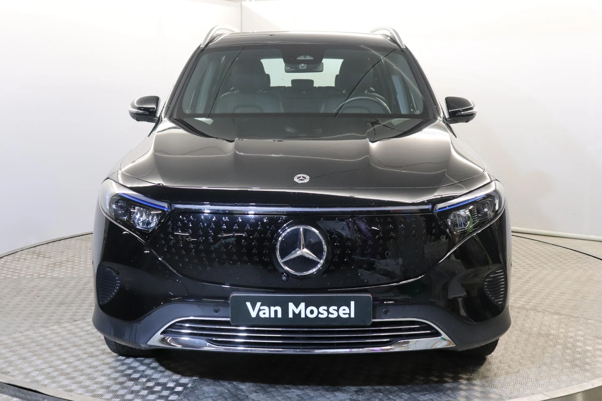 Mercedes-Benz EQB EQB 300 4MATIC Luxury Line
