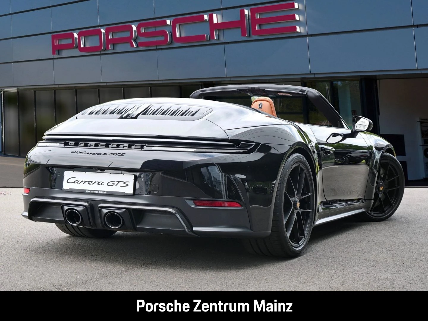 Porsche-911-image-2