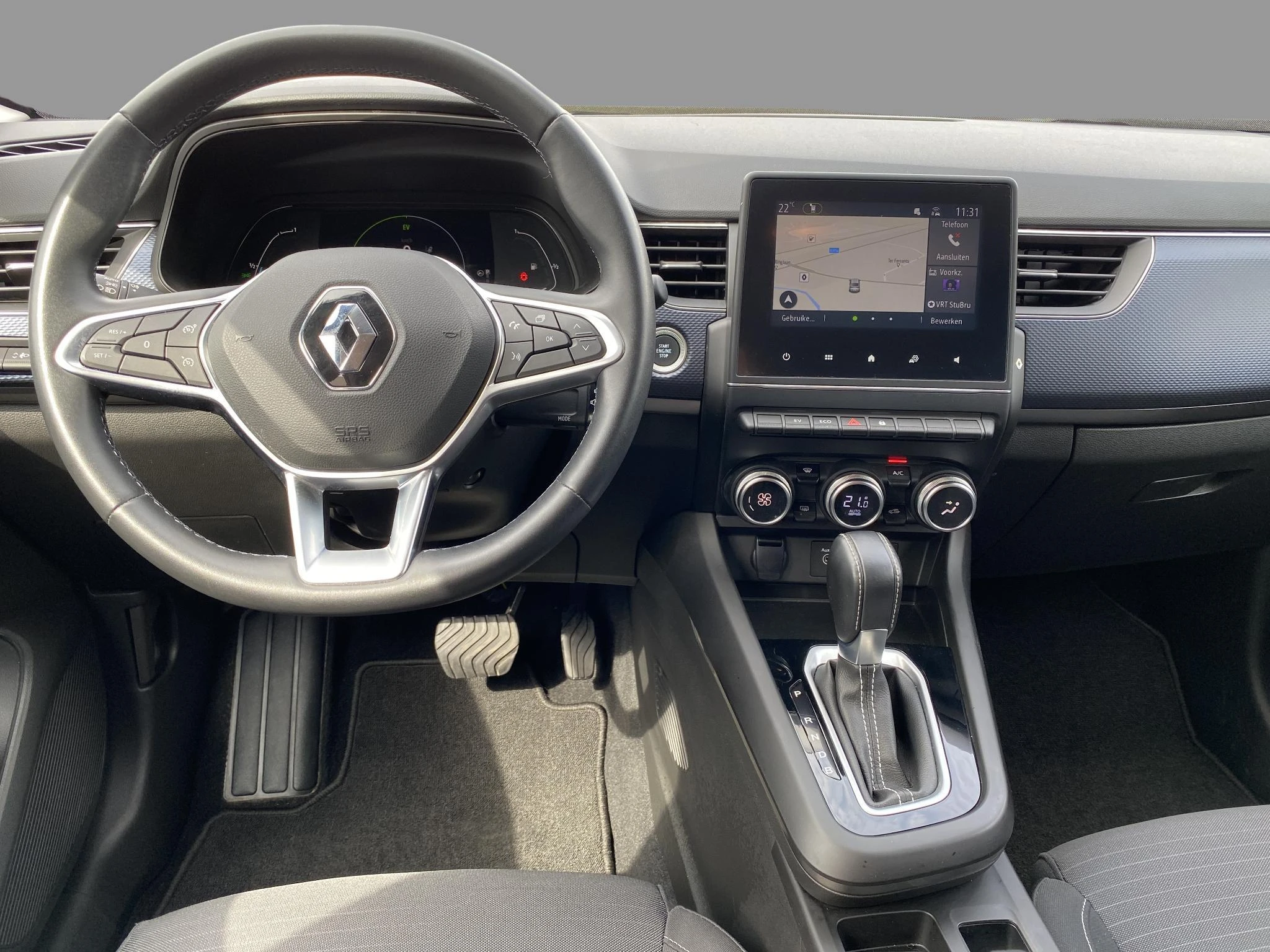 Renault-Arkana-image-10