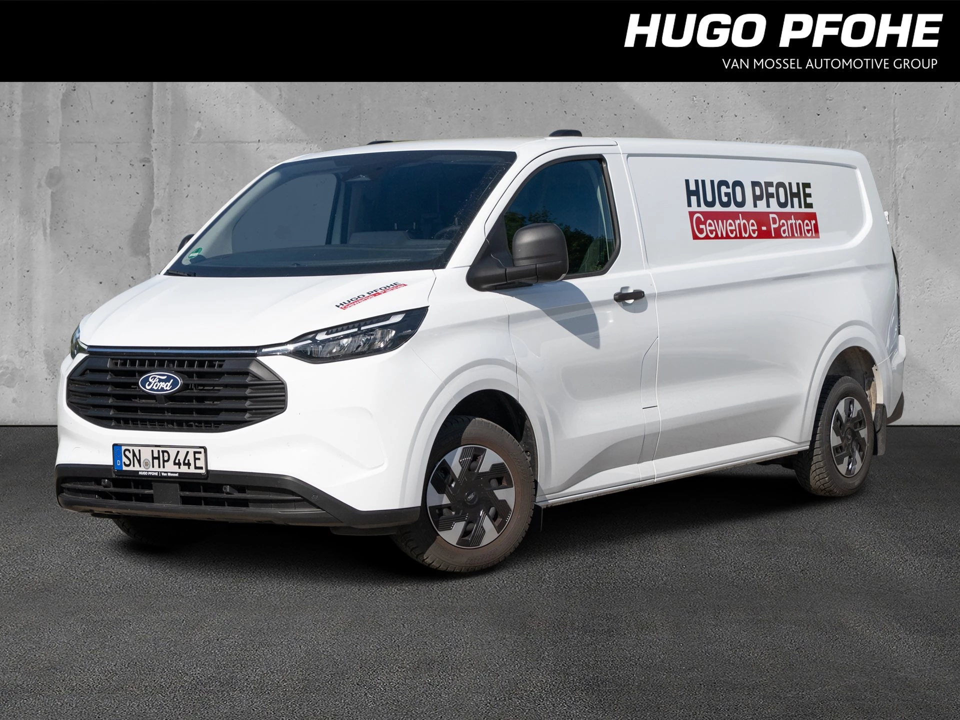 Ford-Transit Custom-image-0