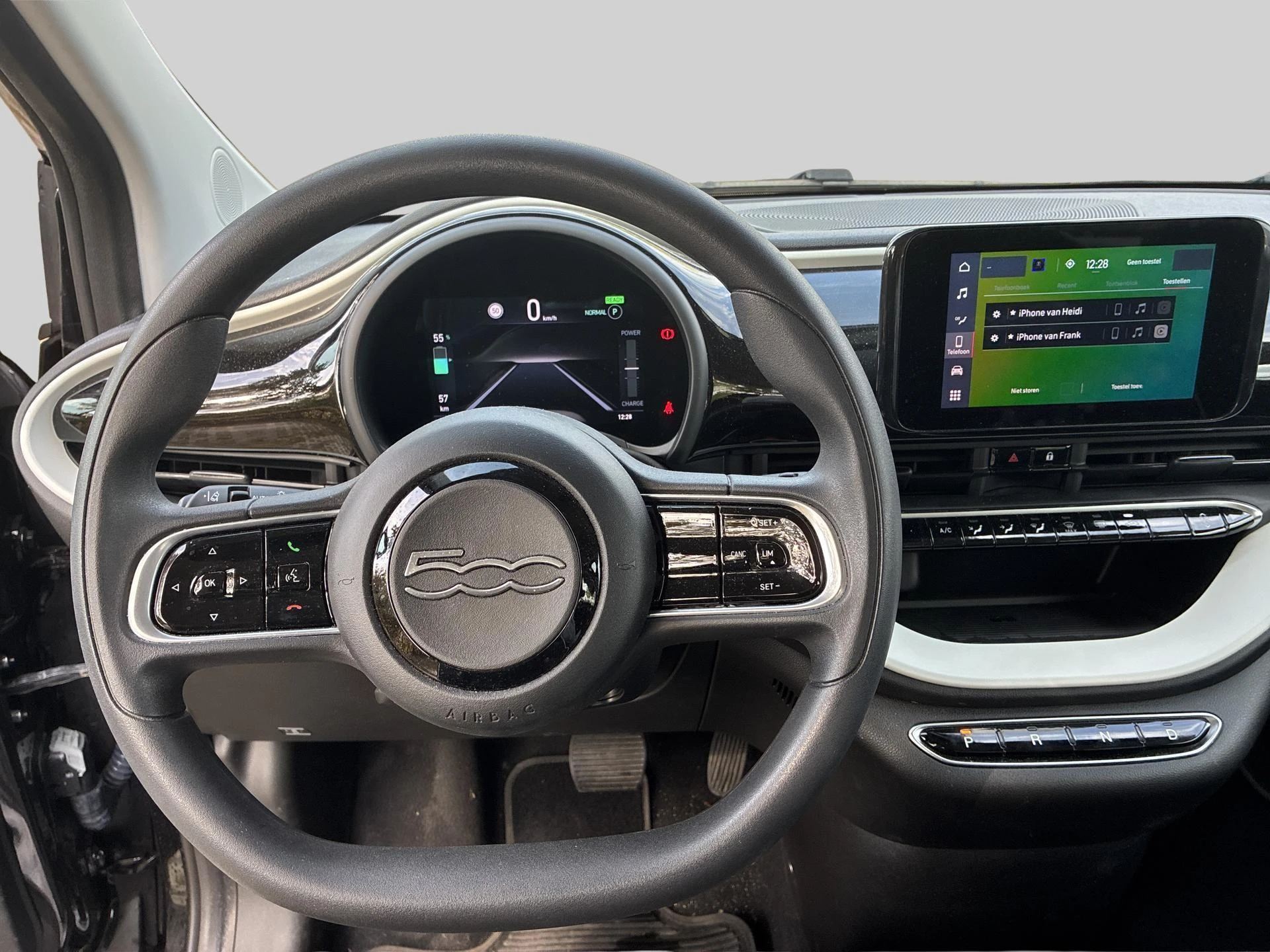 Fiat-500e-image-11