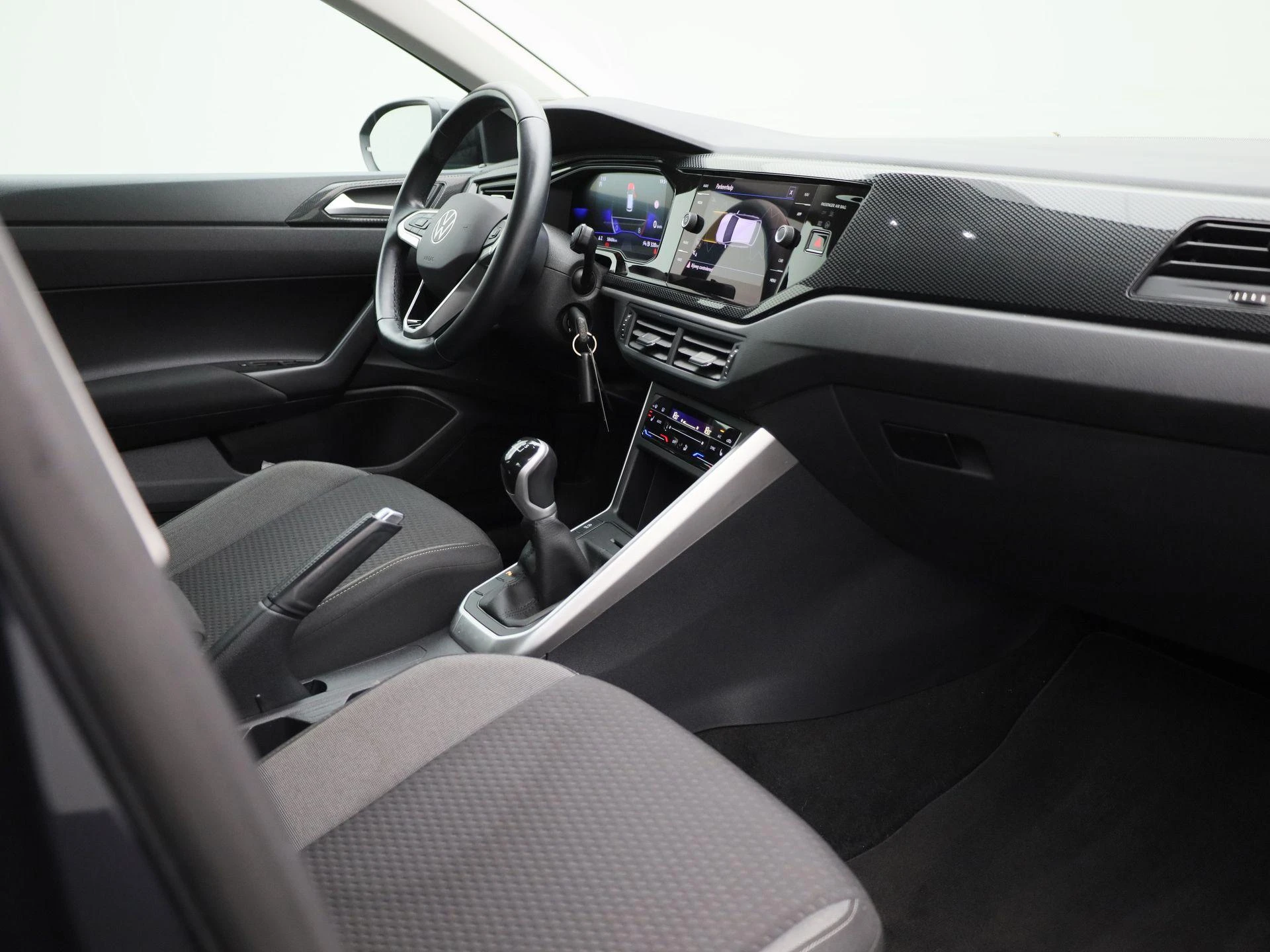 Volkswagen-Taigo-image-38