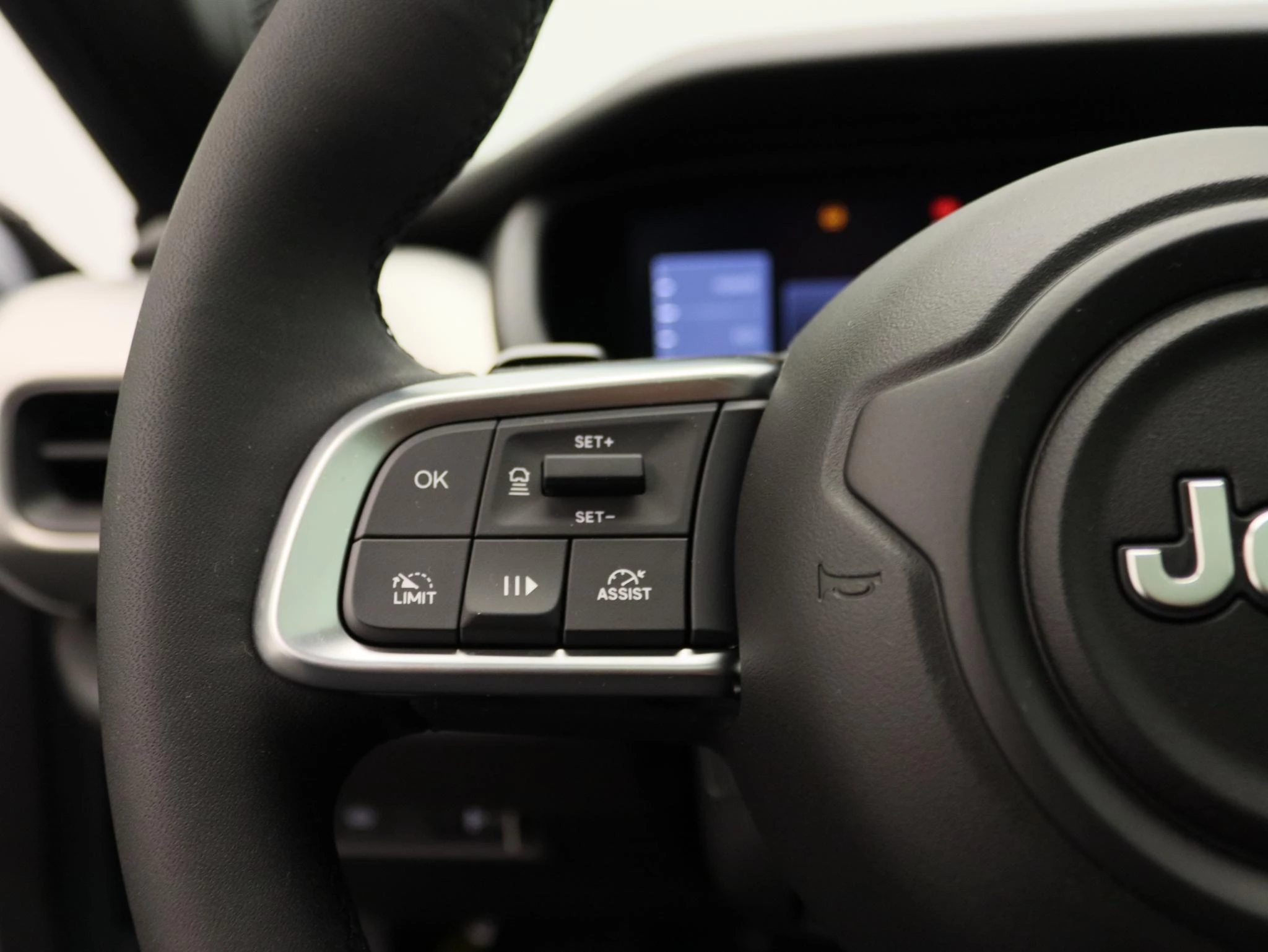 Jeep-Avenger-image-17