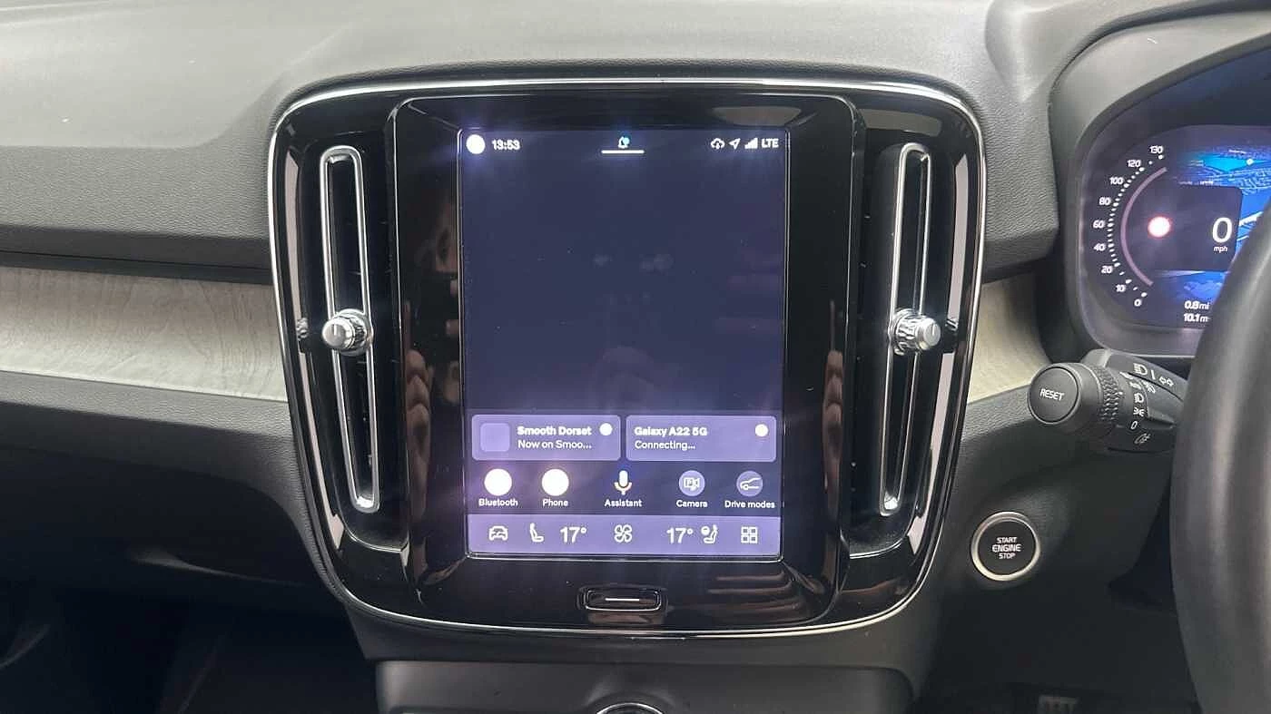 Volvo-XC40-image-13