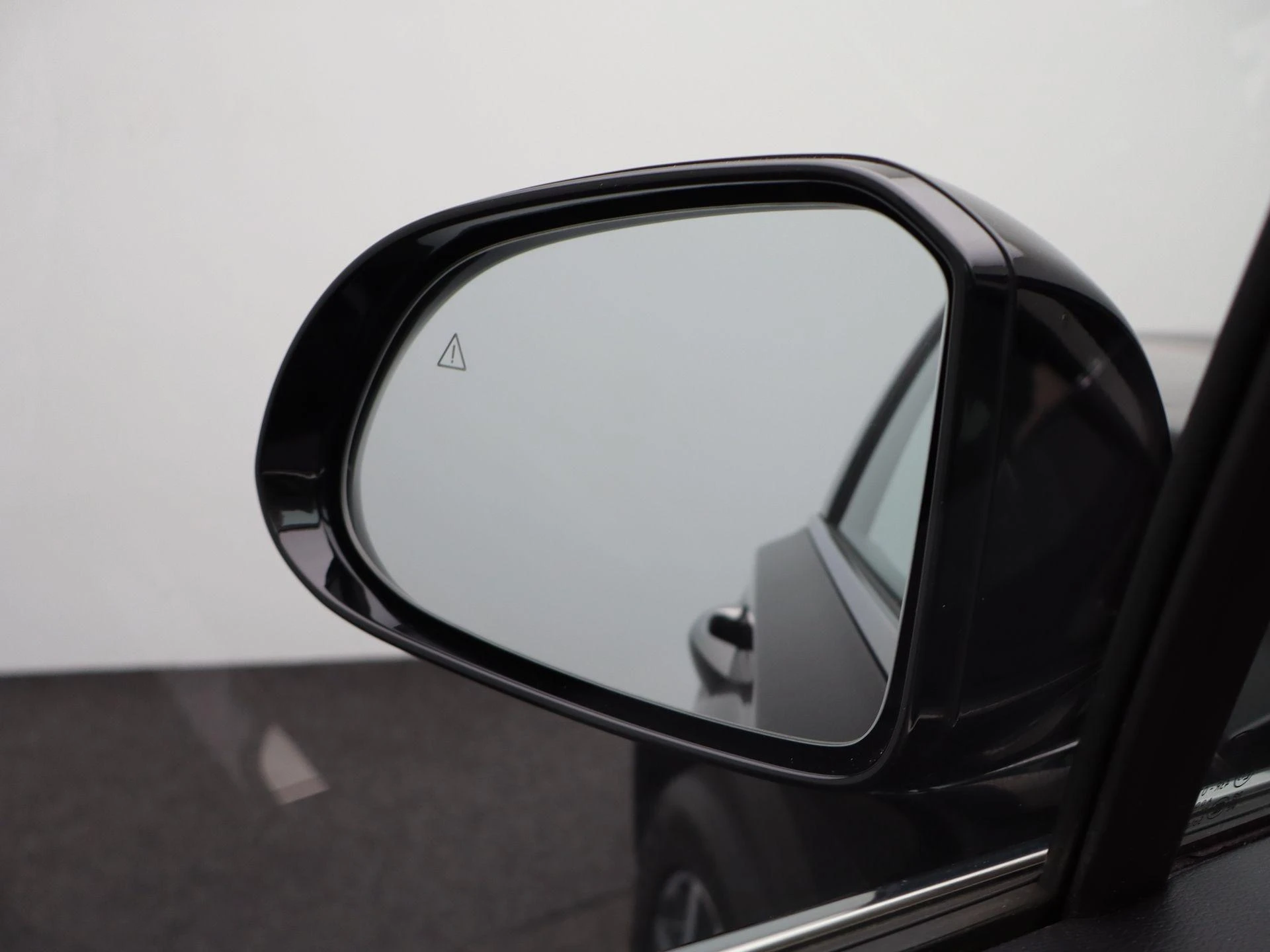 Hyundai-Santa Fe-image-27
