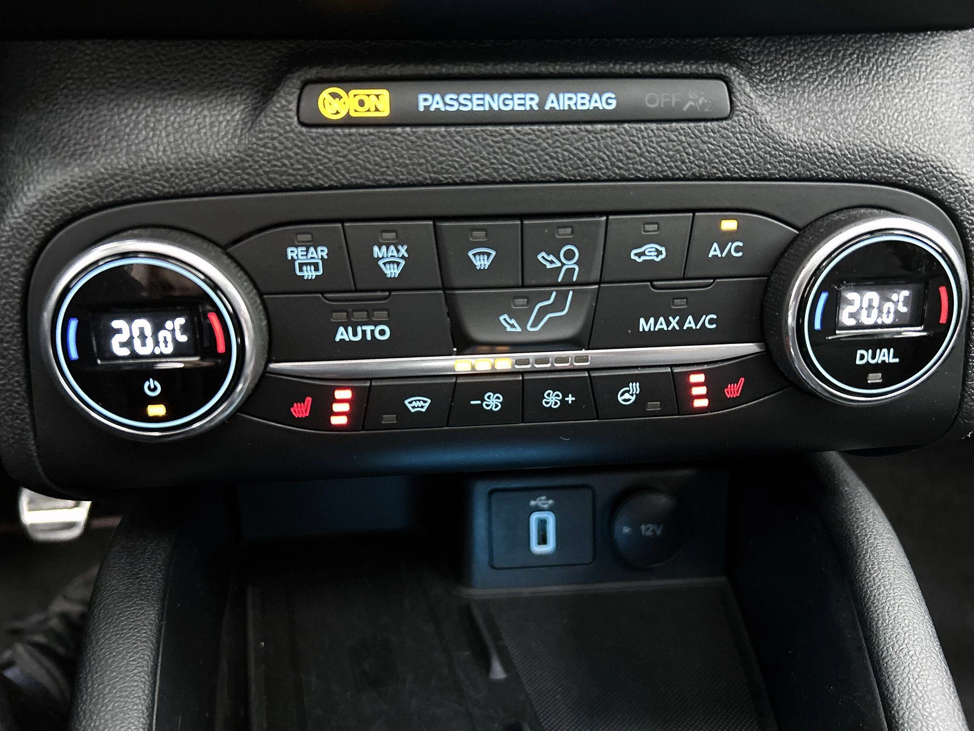Ford Focus Wagon 1.0 EcoBoost Hybrid Active X Business
