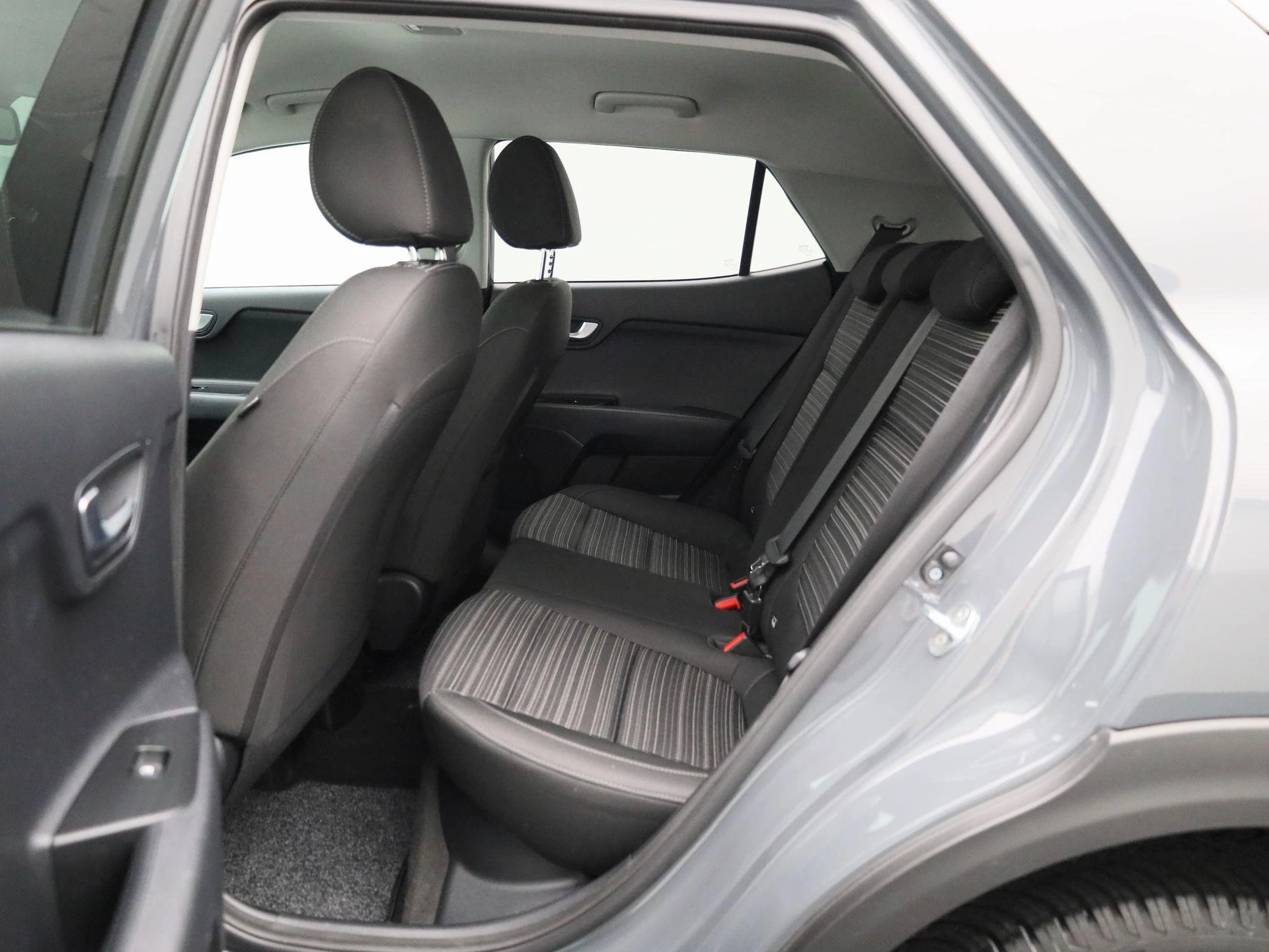 Kia-Stonic-image-9