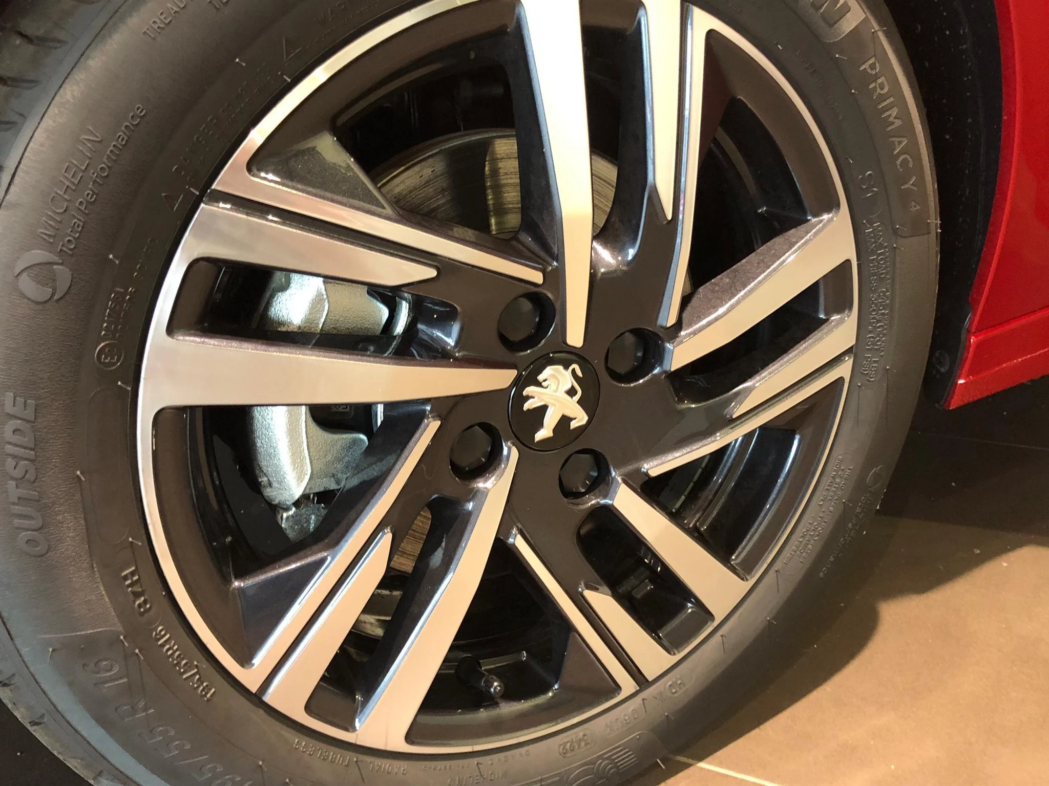 Peugeot 208 1.2 PureTech Allure Pack