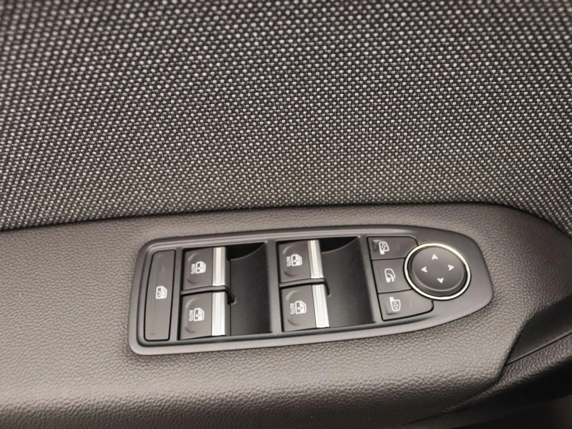 Renault-Captur-image-20