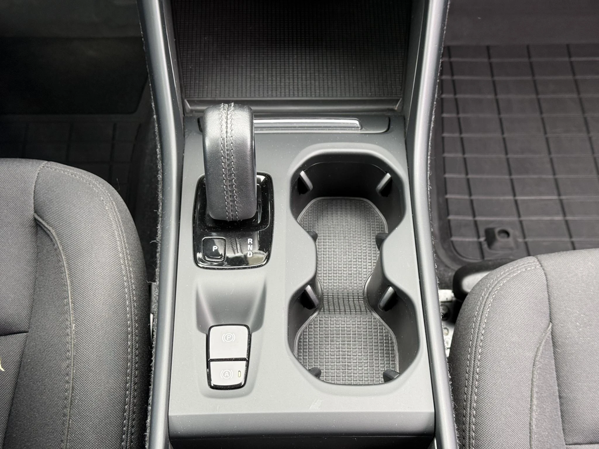 Volvo-XC40-image-21