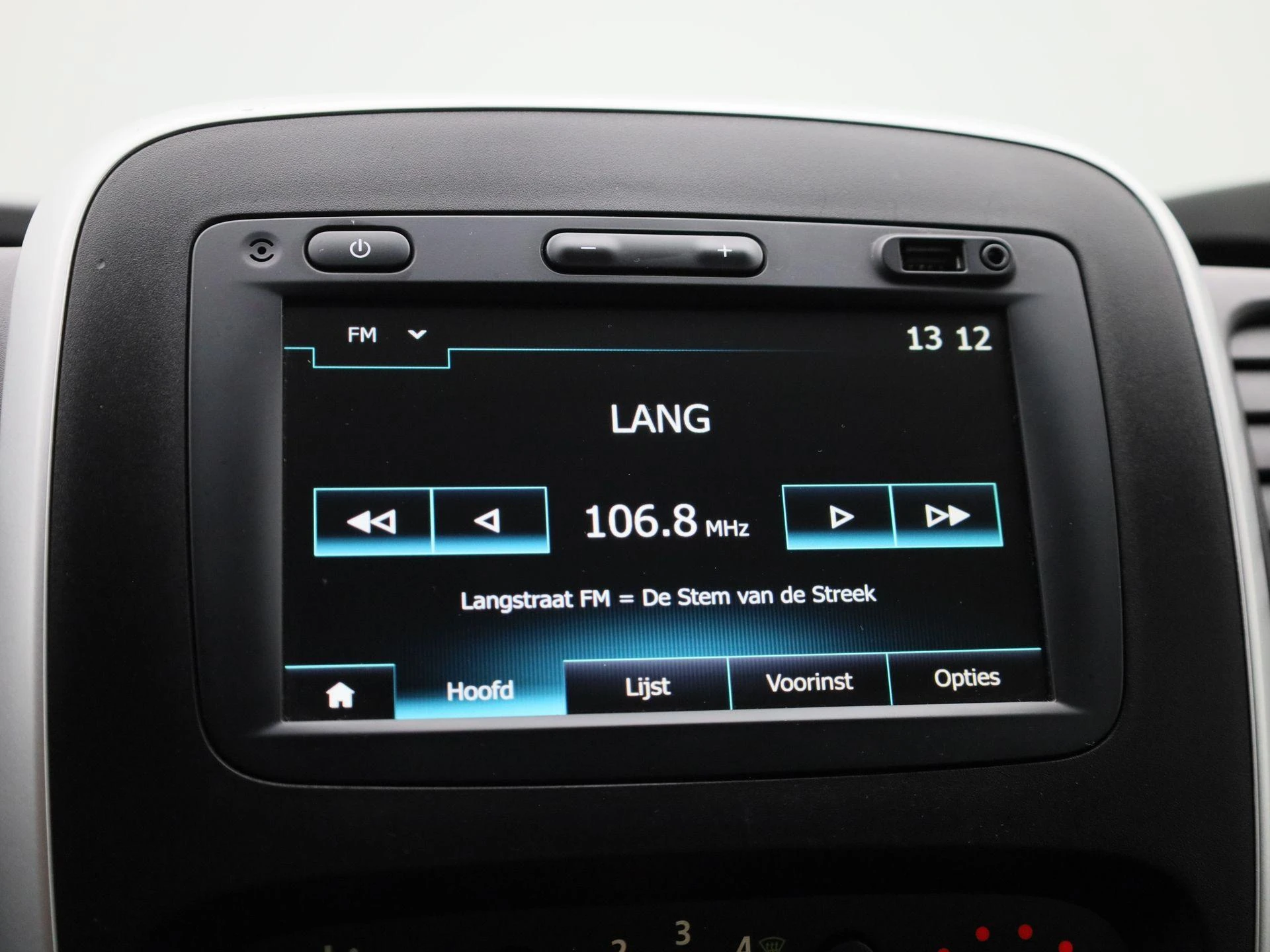 Renault-Trafic-image-25
