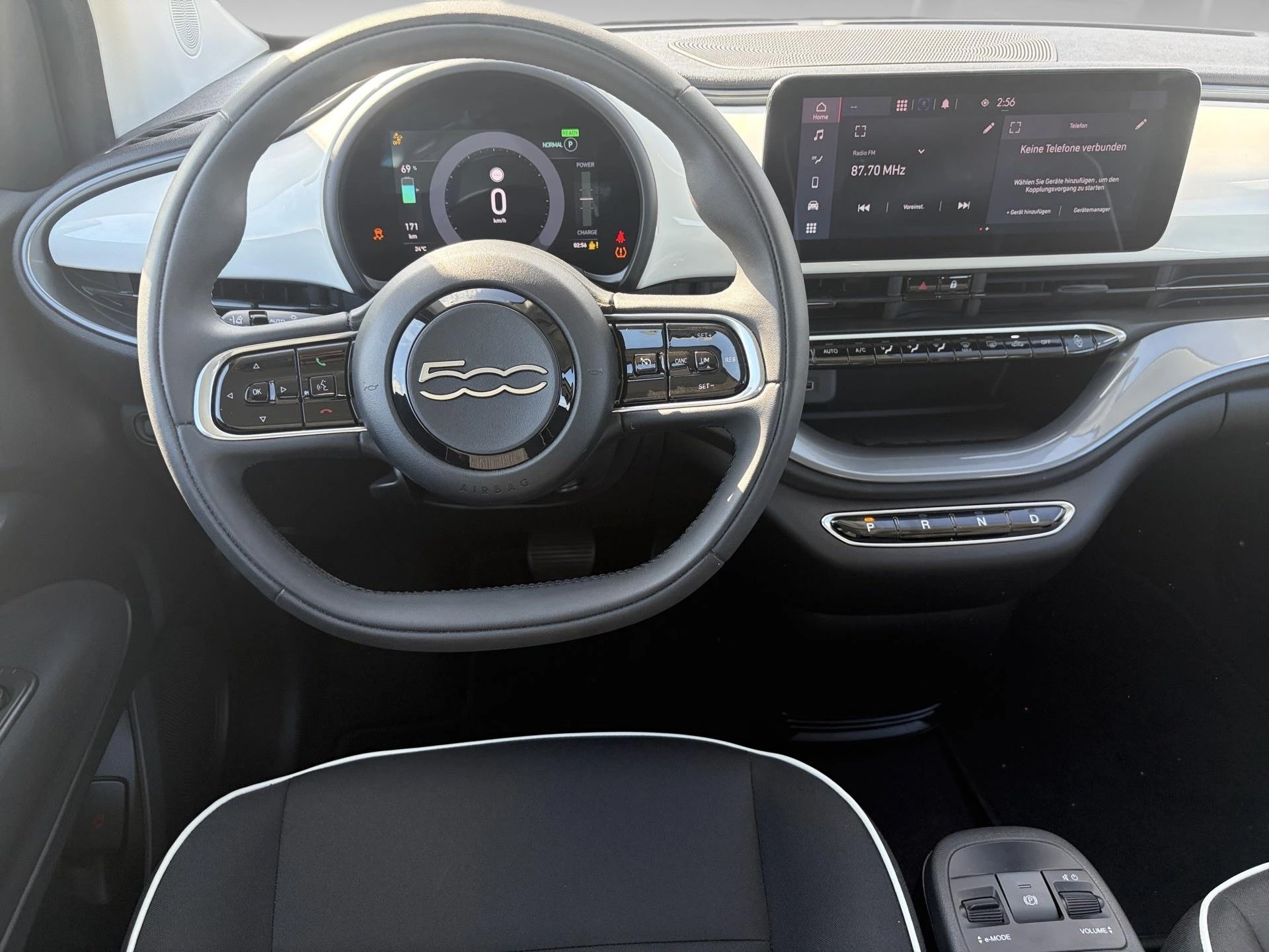 Fiat-500e-image-6