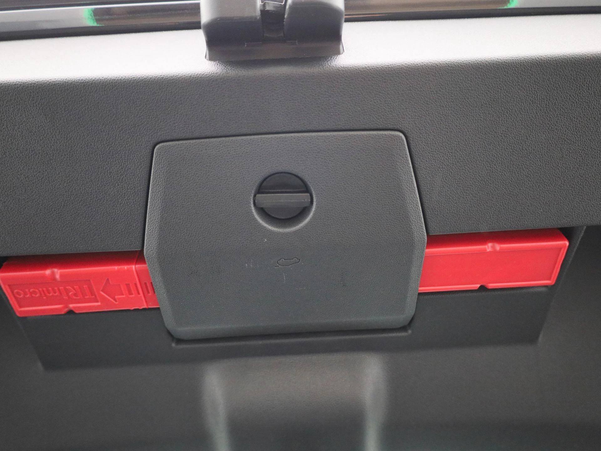 Volkswagen-Polo-image-11
