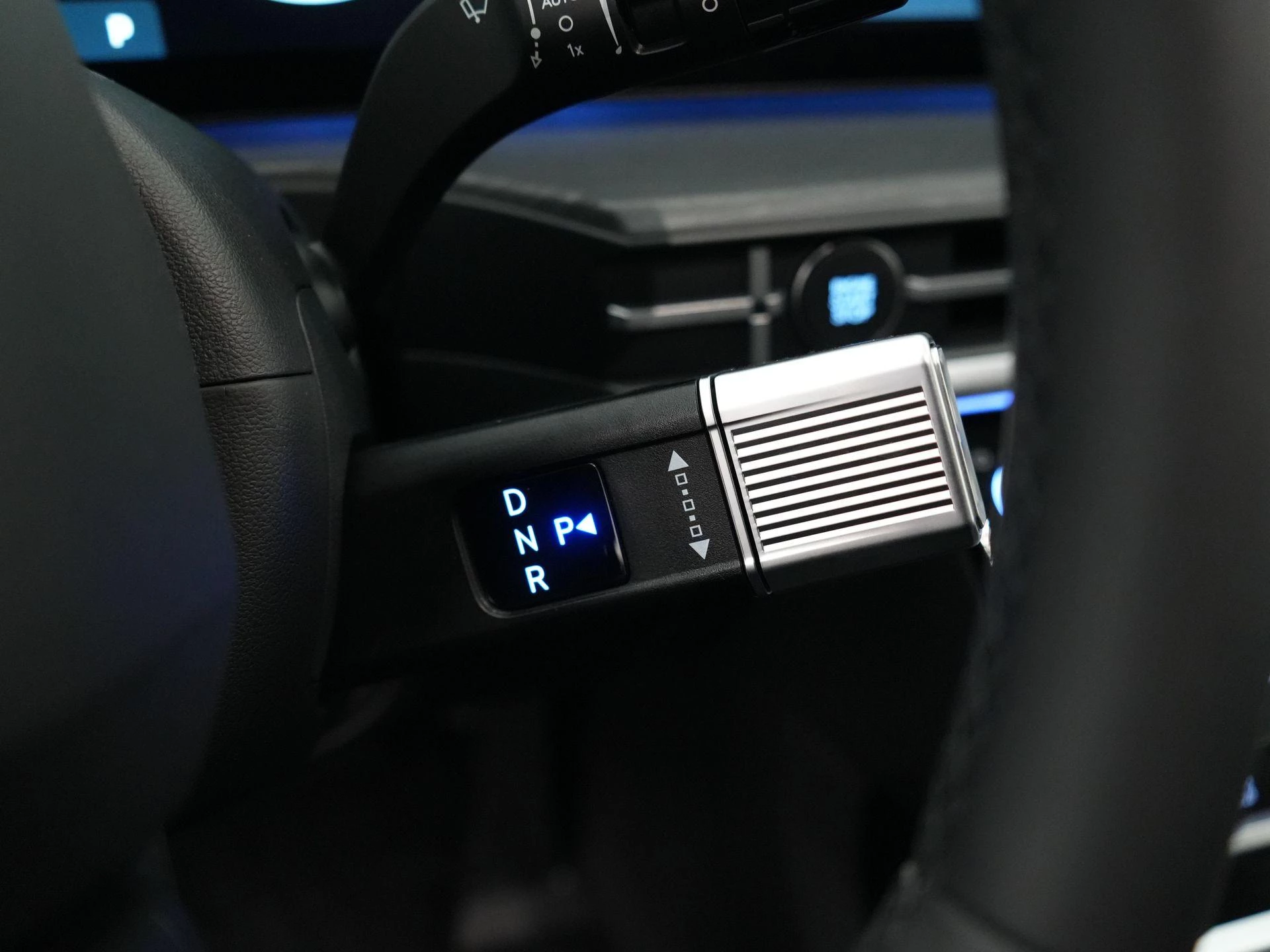 Hyundai-Santa Fe-image-16