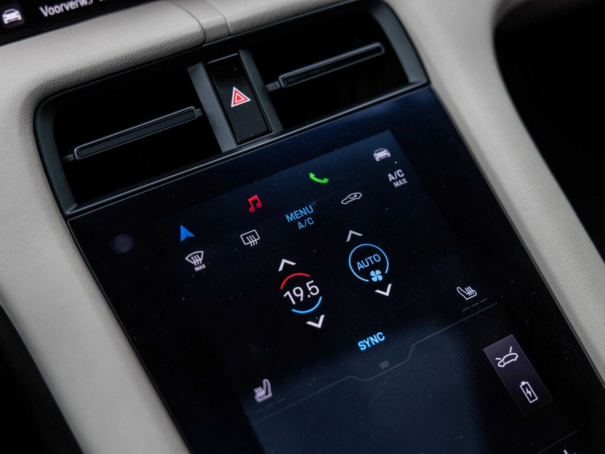 Porsche-Taycan-image-41