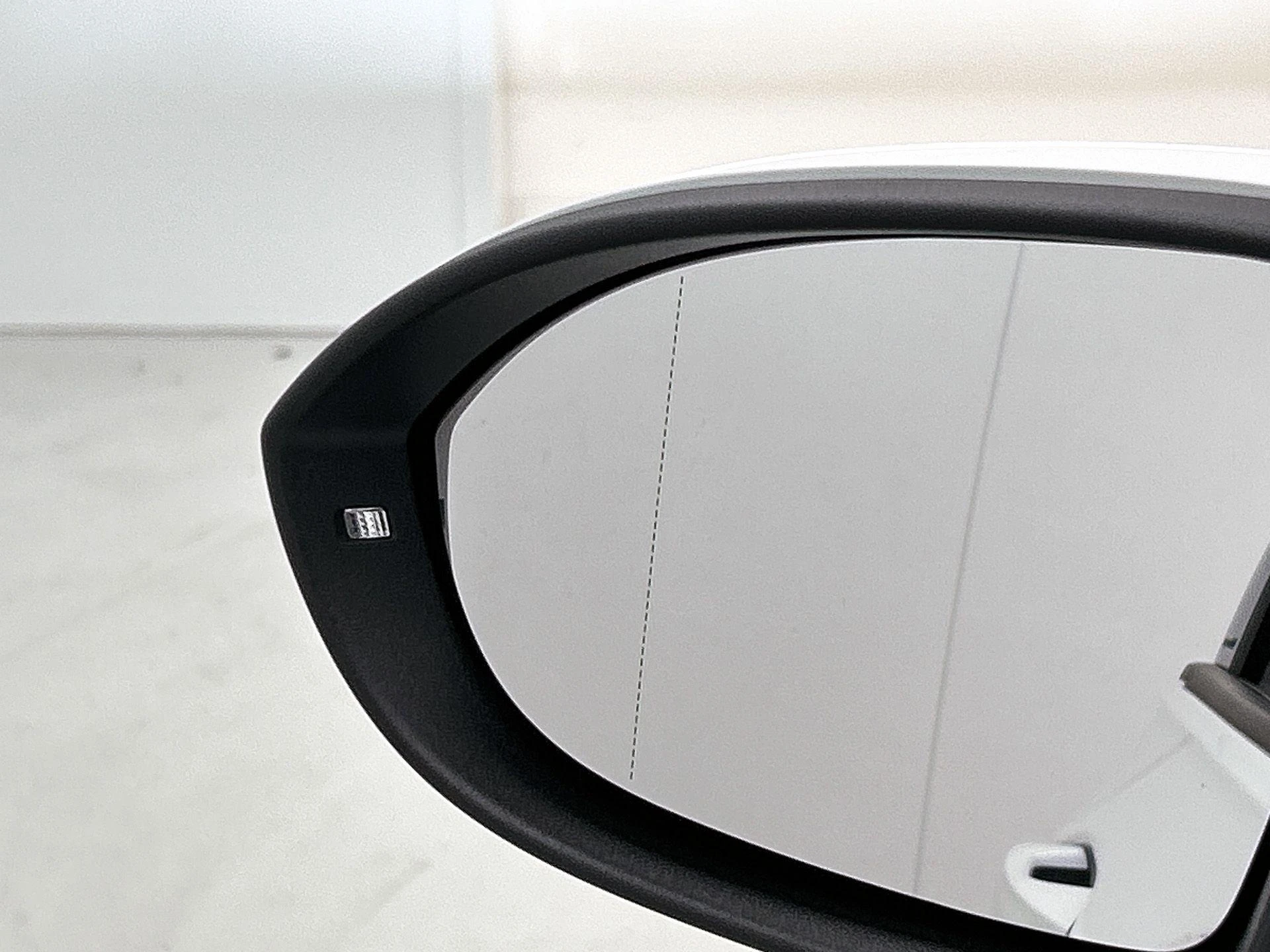 Volkswagen-Golf-image-20