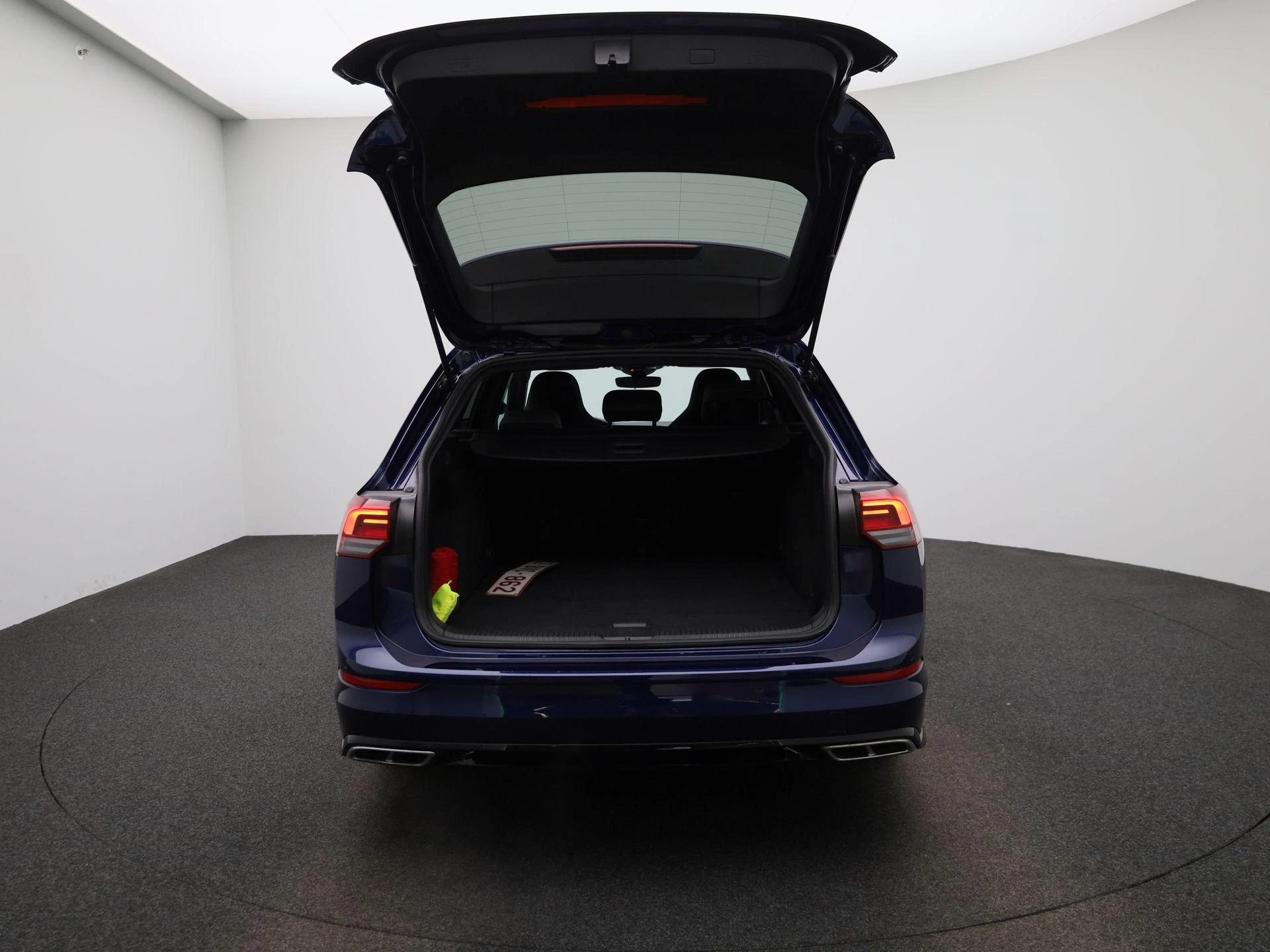 Volkswagen Golf Variant VIII 1.5 TSI 96kW R-Line
