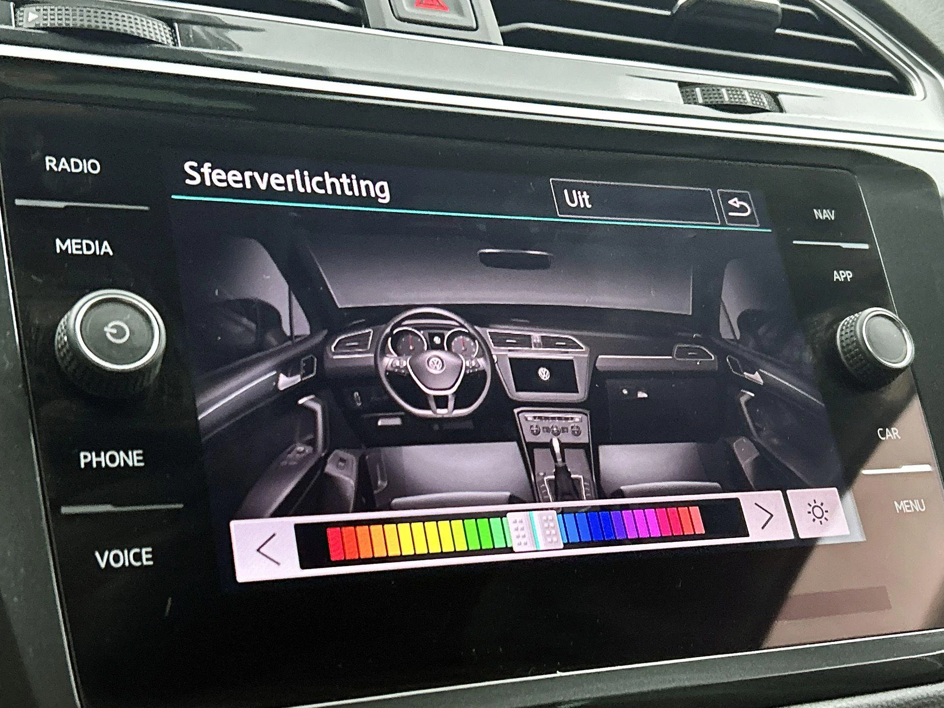 Volkswagen-Tiguan-image-34