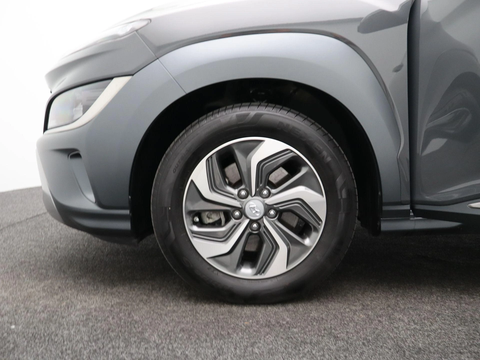 Hyundai-Kona-image-15
