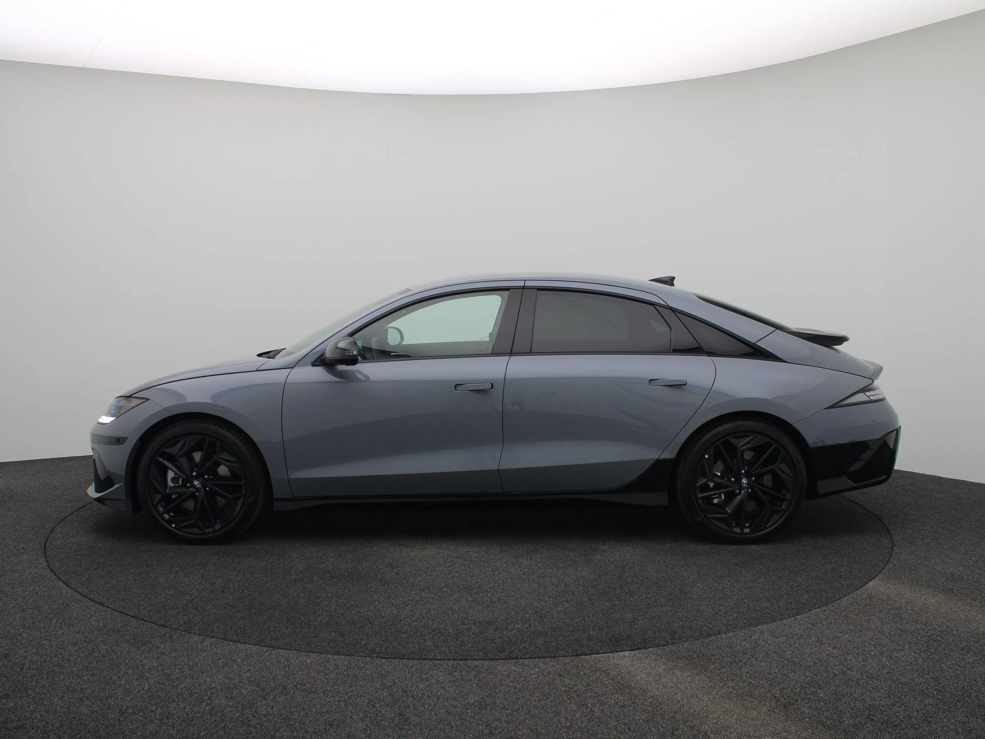 Hyundai IONIQ 6 Business 77.4 kWh