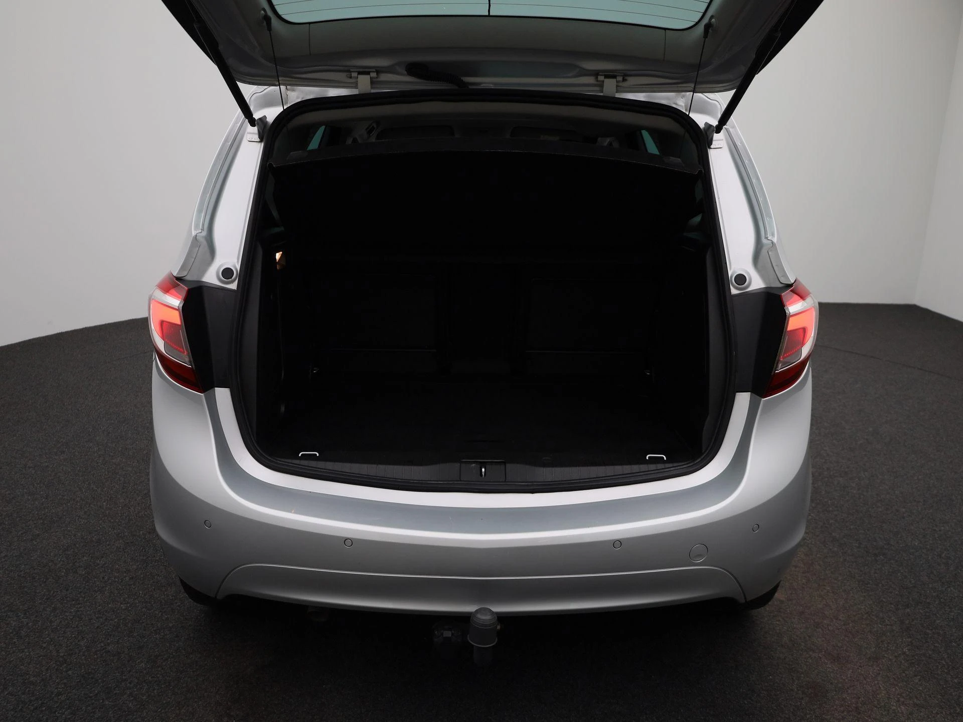 Opel-Meriva-image-13