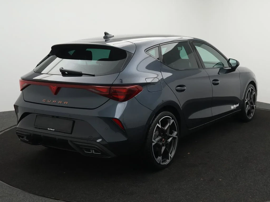 CUPRA-Leon-image-1