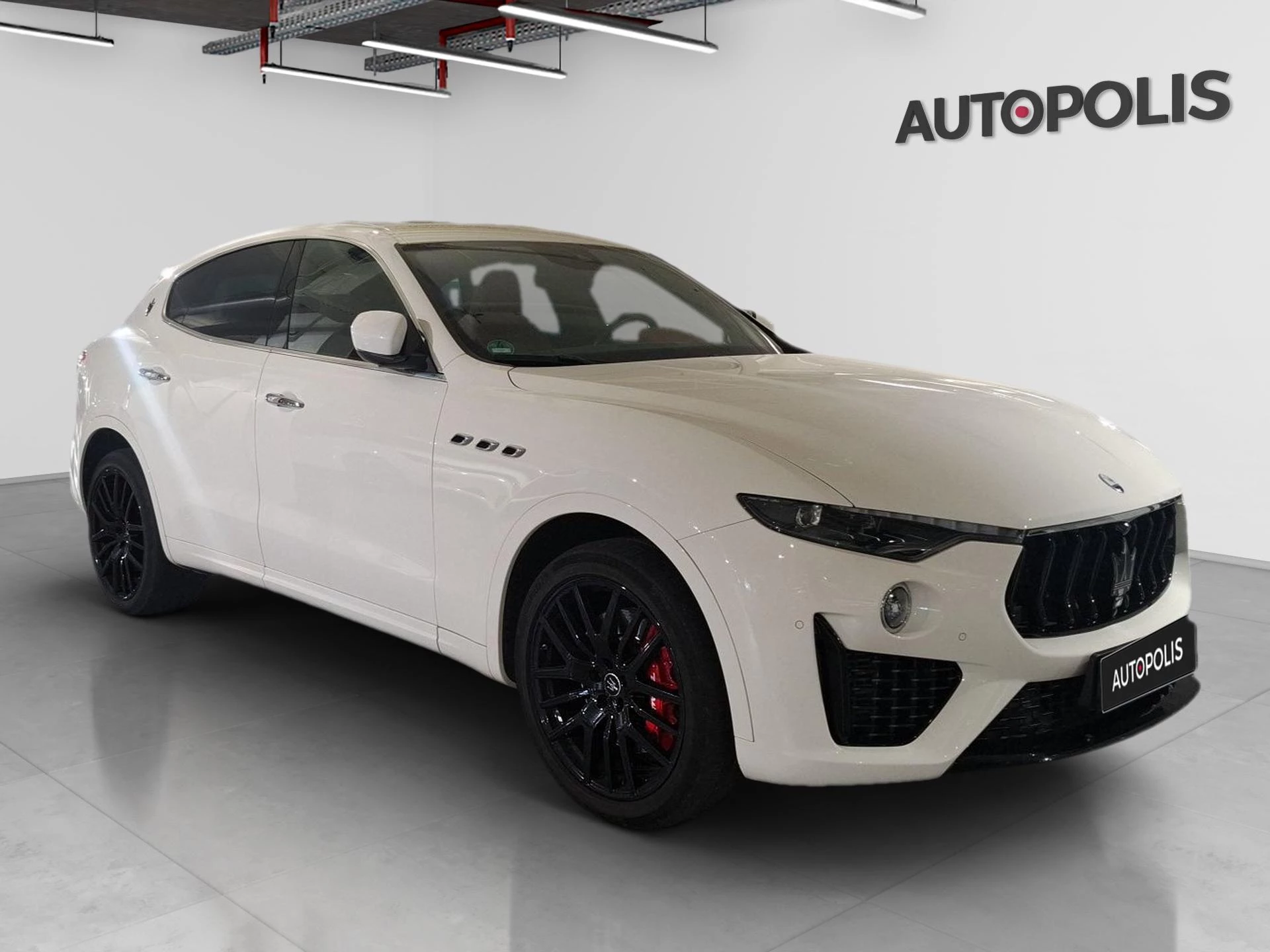 Maserati-Levante-image-20