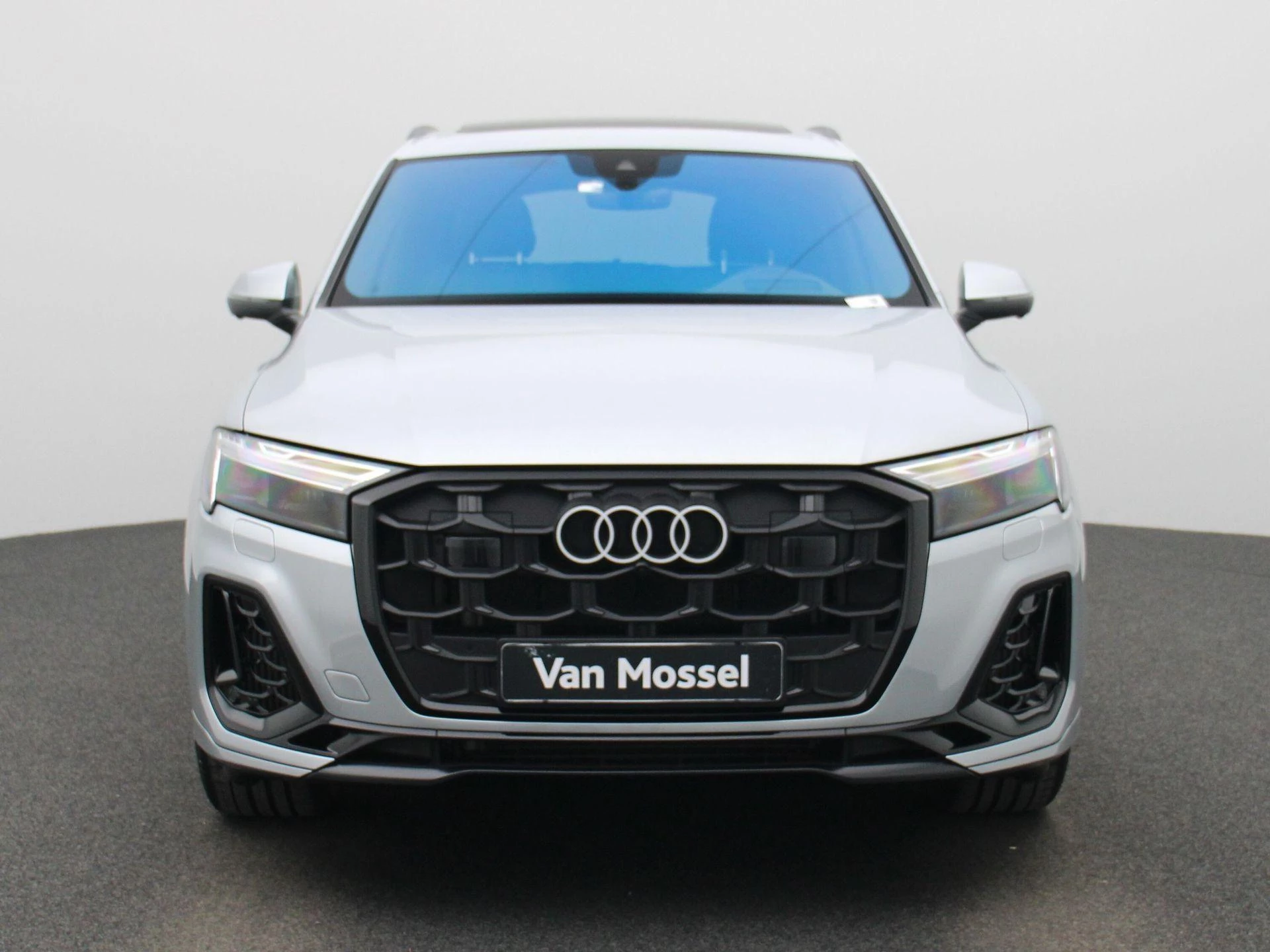 Audi-Q7-image-1
