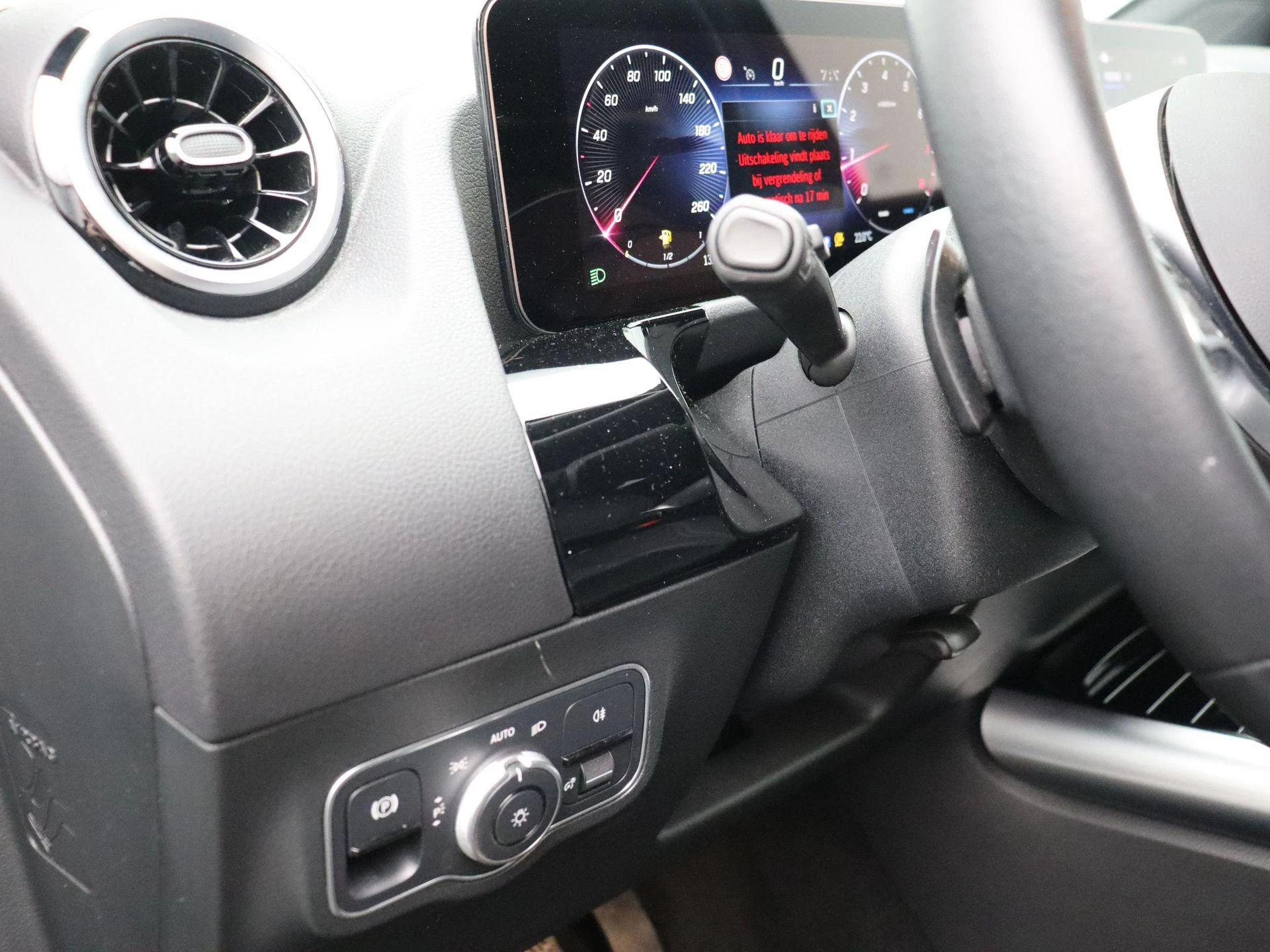 Mercedes-Benz Classe B 180 Business Line + CARPLAY + LED +
