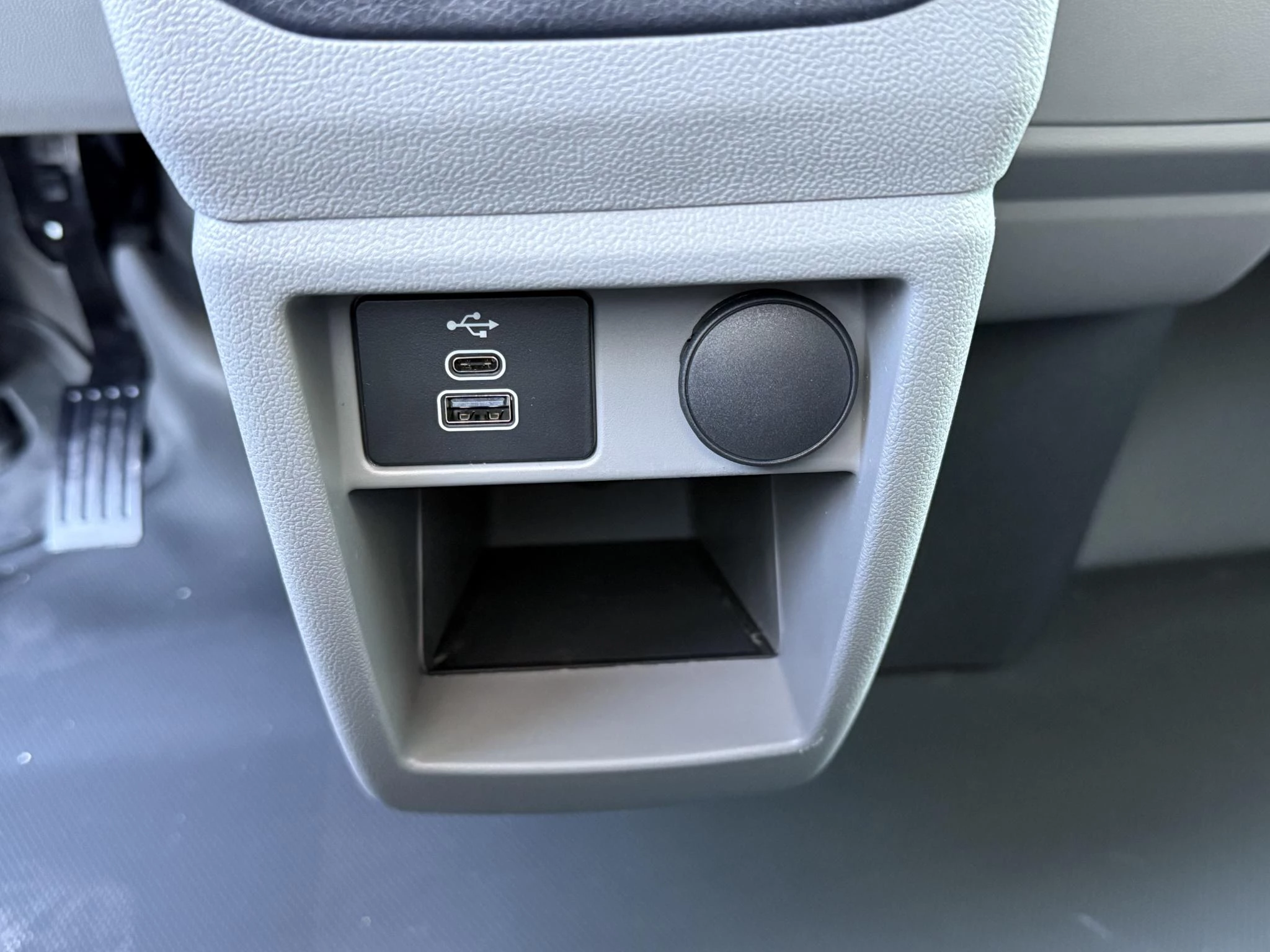 Ford-Transit Custom-image-25