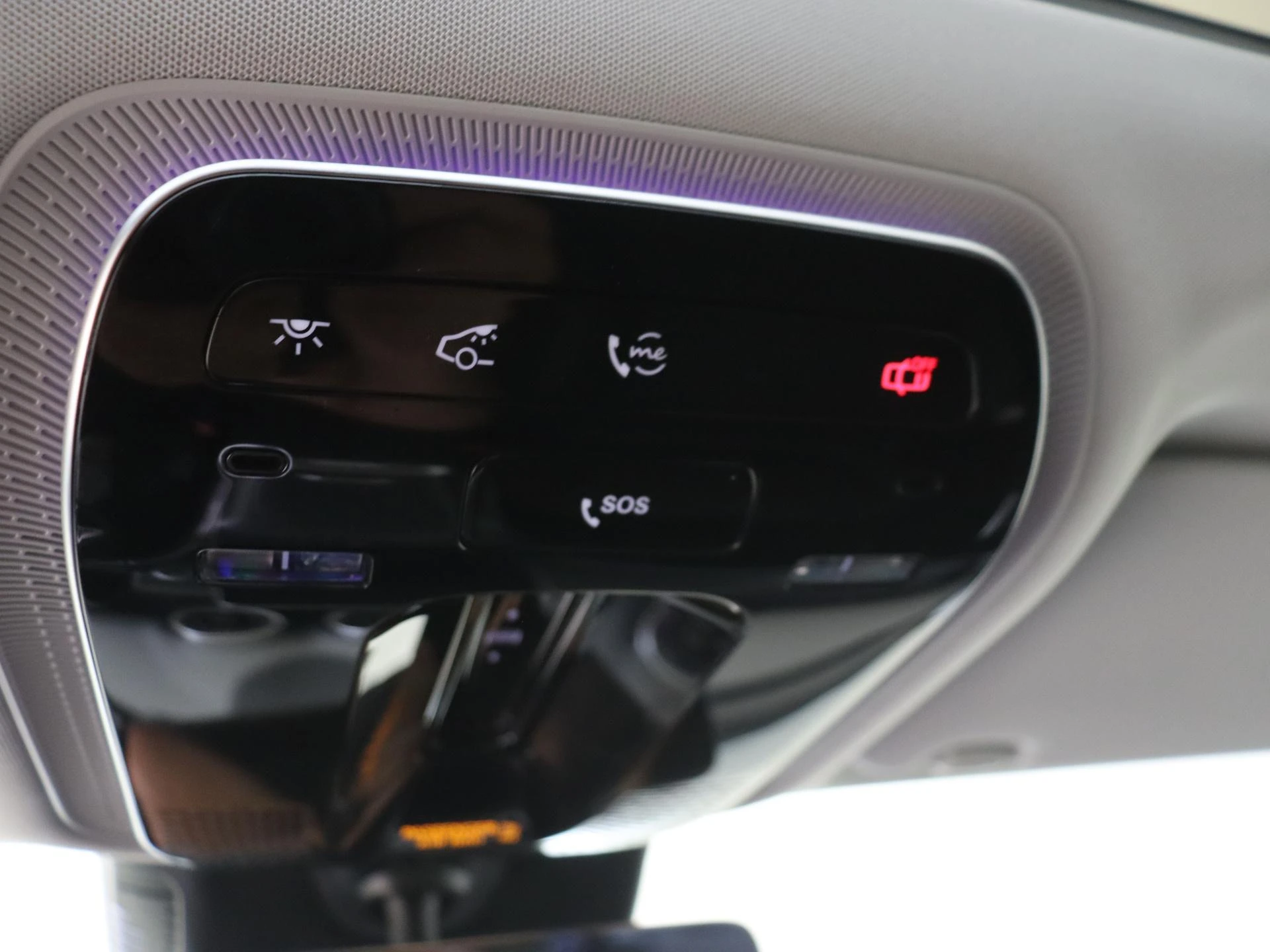 Mercedes-Benz-GLC-image-21