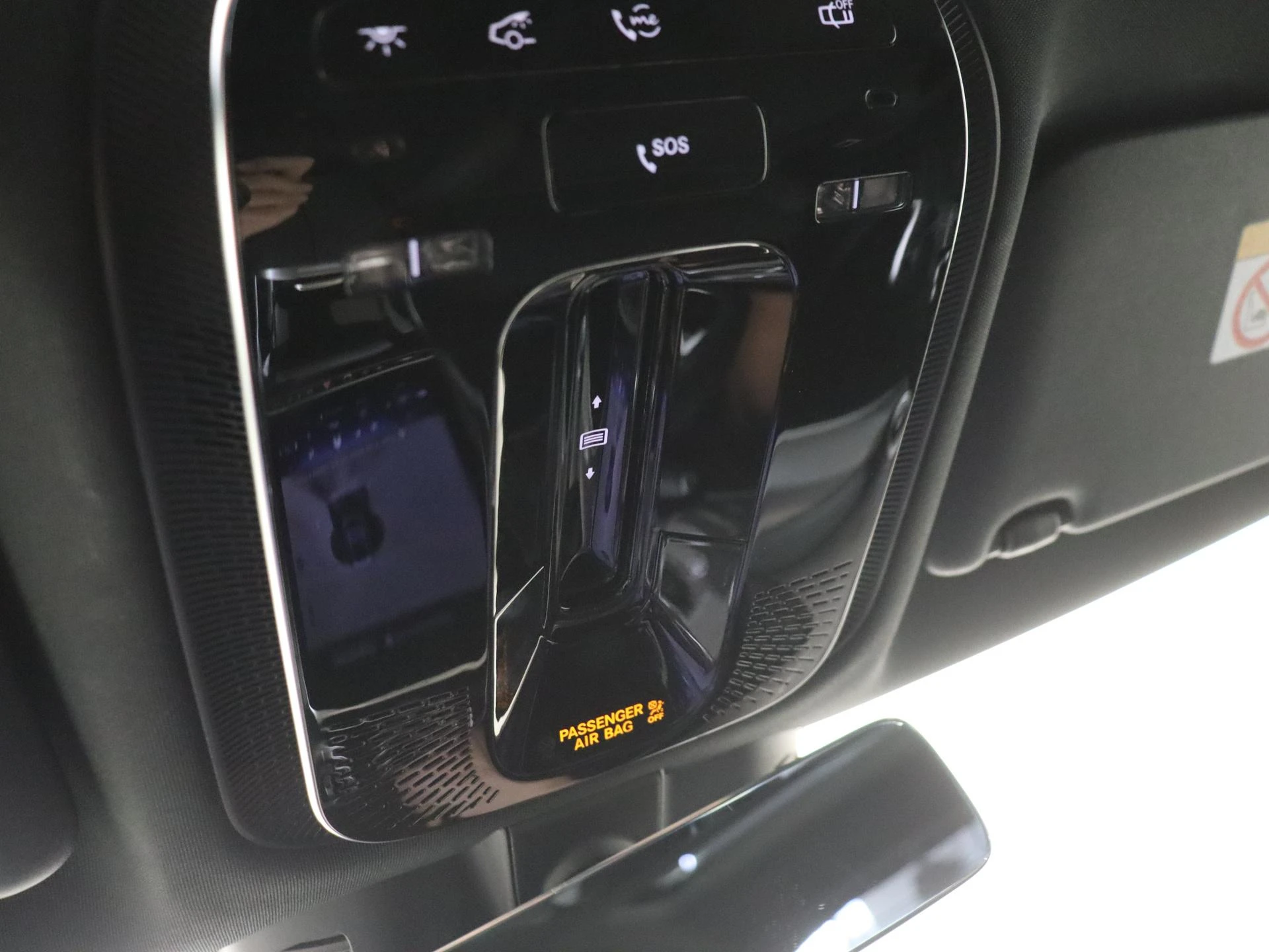Mercedes-Benz-C-Klasse-image-21