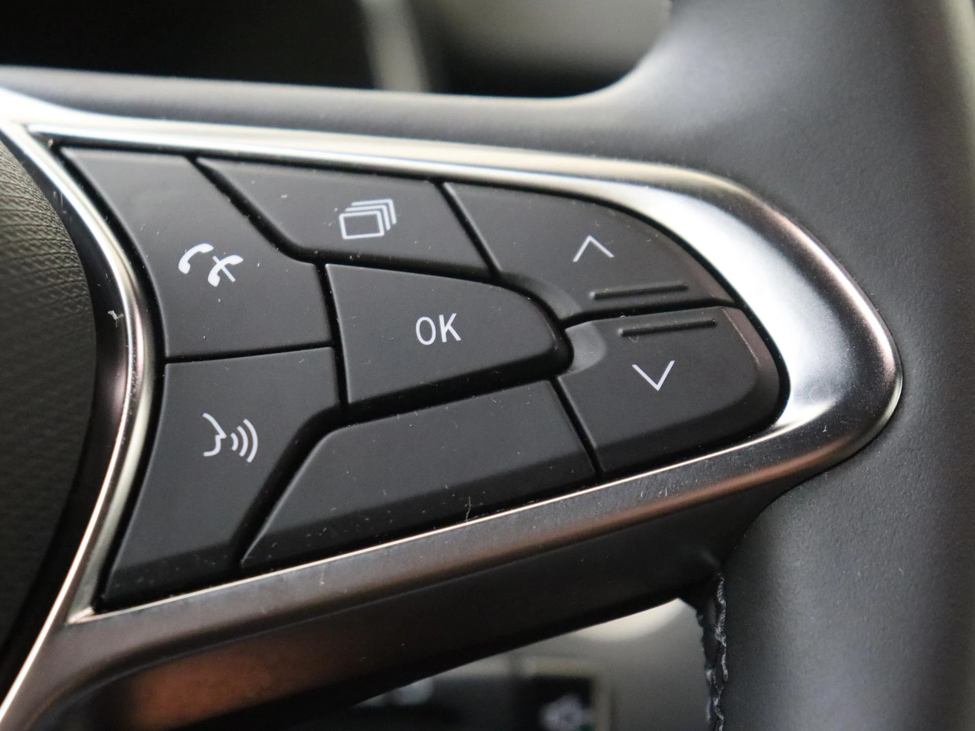 Renault-Clio-image-12