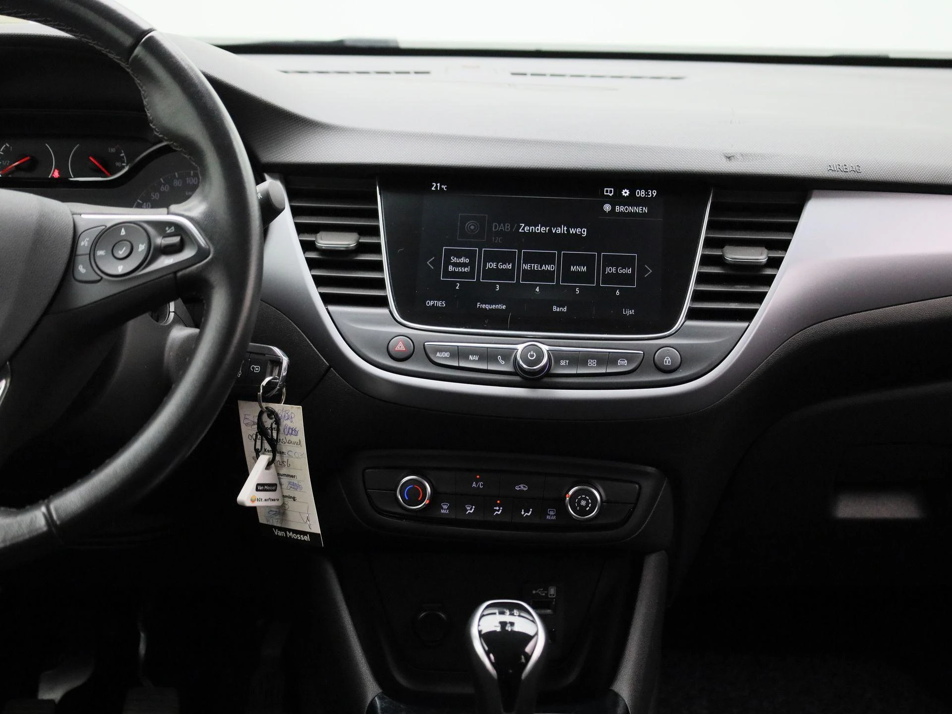 Opel-Crossland-image-7