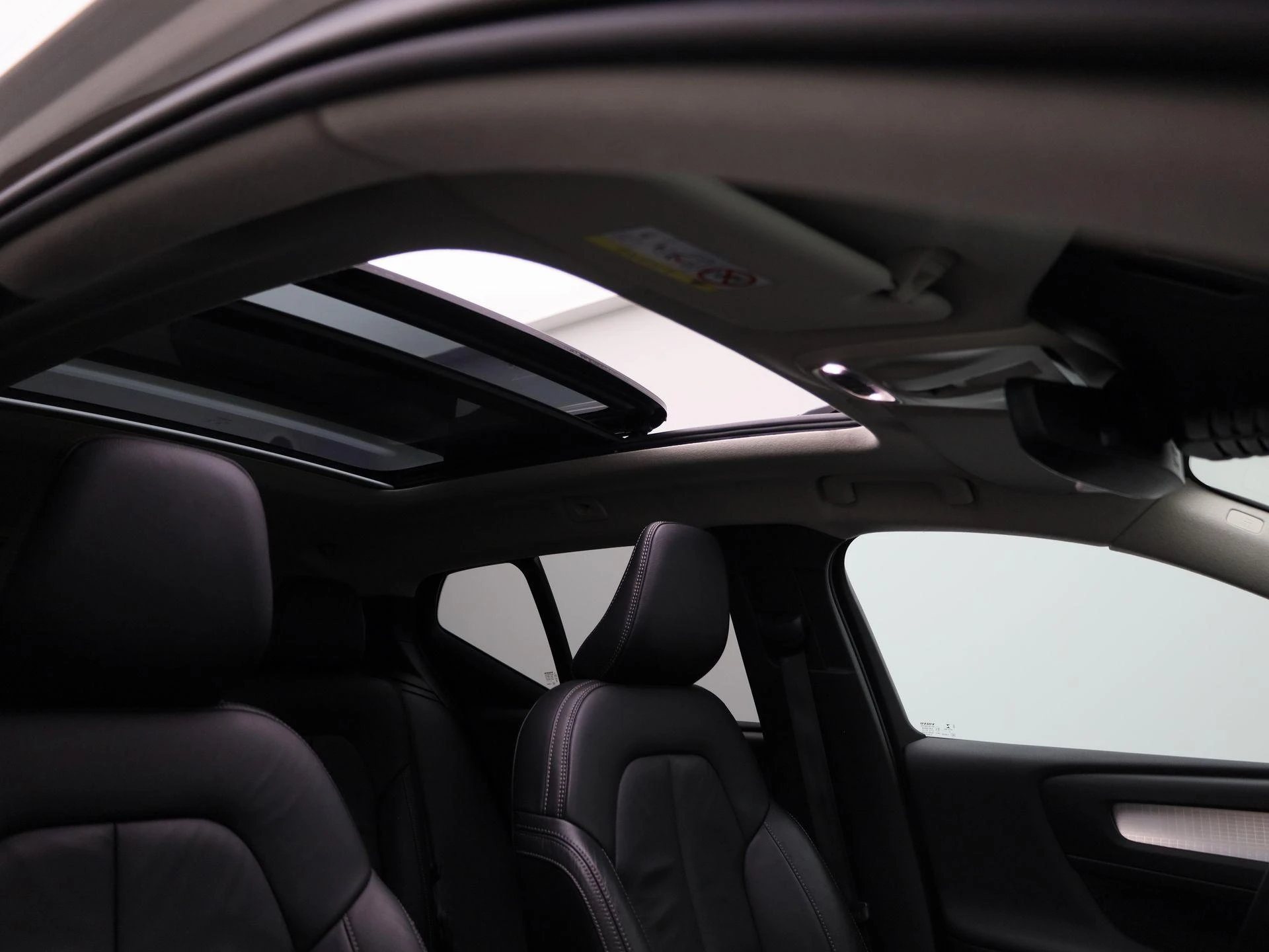 Volvo-XC40-image-36