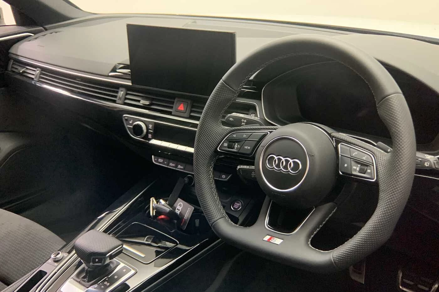 Audi-A4-image-5